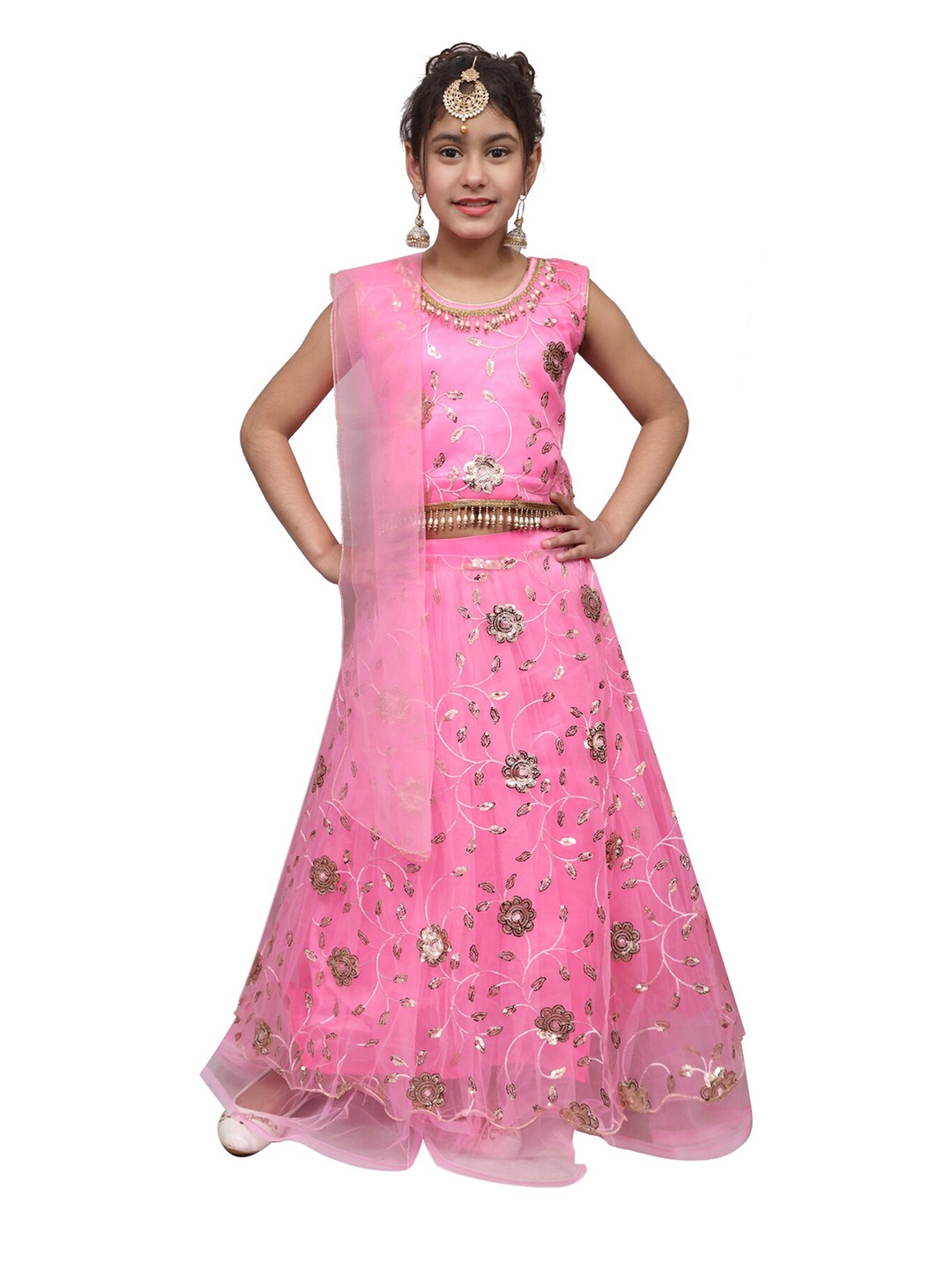 SKY HEIGHTS Girls Pink & Gold-Toned Embellished Sequinned Ready to Wear Lehenga & Blouse With Dupatta
SKY HEIGHTS Girls Pink & Gold-Toned Embellished Sequinned Ready to Wear Lehenga & Blouse With Dupatta