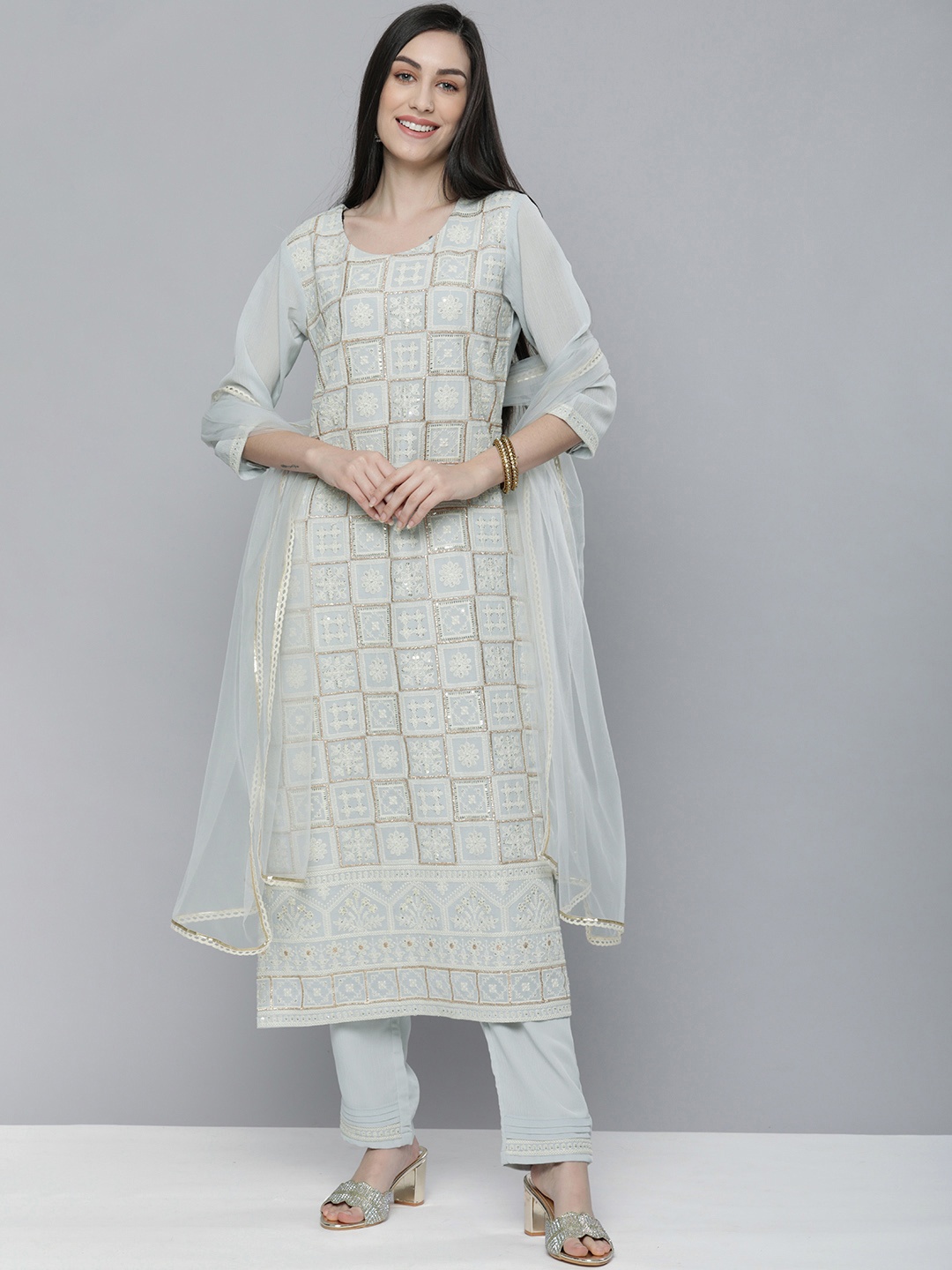 Kvsfab Women Grey Ethnic Motifs Embroidered Sequence Kurta with Trousers & With Dupatta
Kvsfab Women Grey Ethnic Motifs Embroidered Sequence Kurta with Trousers & With Dupatta
