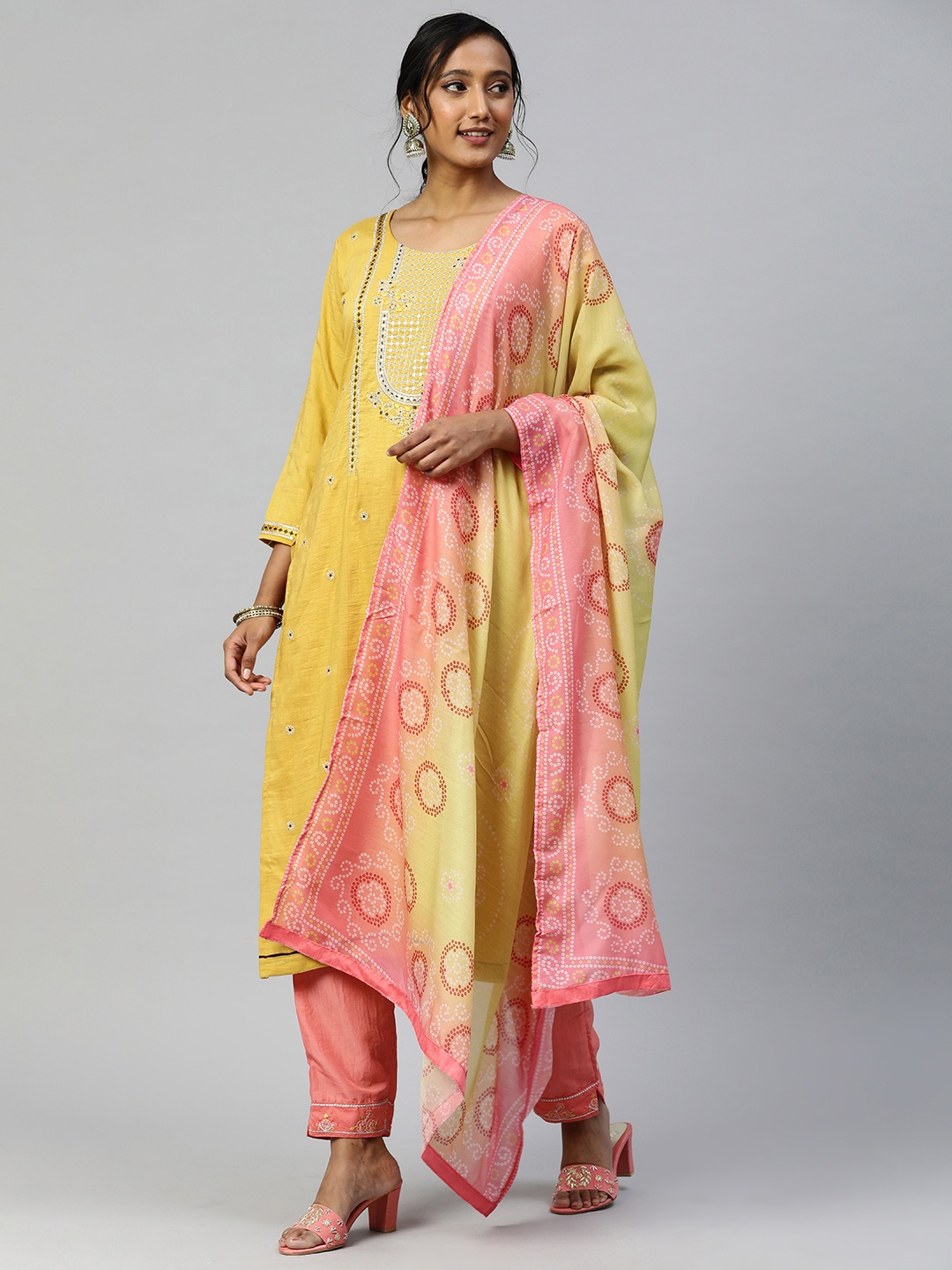SheWill Women Yellow Ethnic Motifs Embroidered Thread Work Kurta with Trousers & With Dupatta
SheWill Women Yellow Ethnic Motifs Embroidered Thread Work Kurta with Trousers & With Dupatta