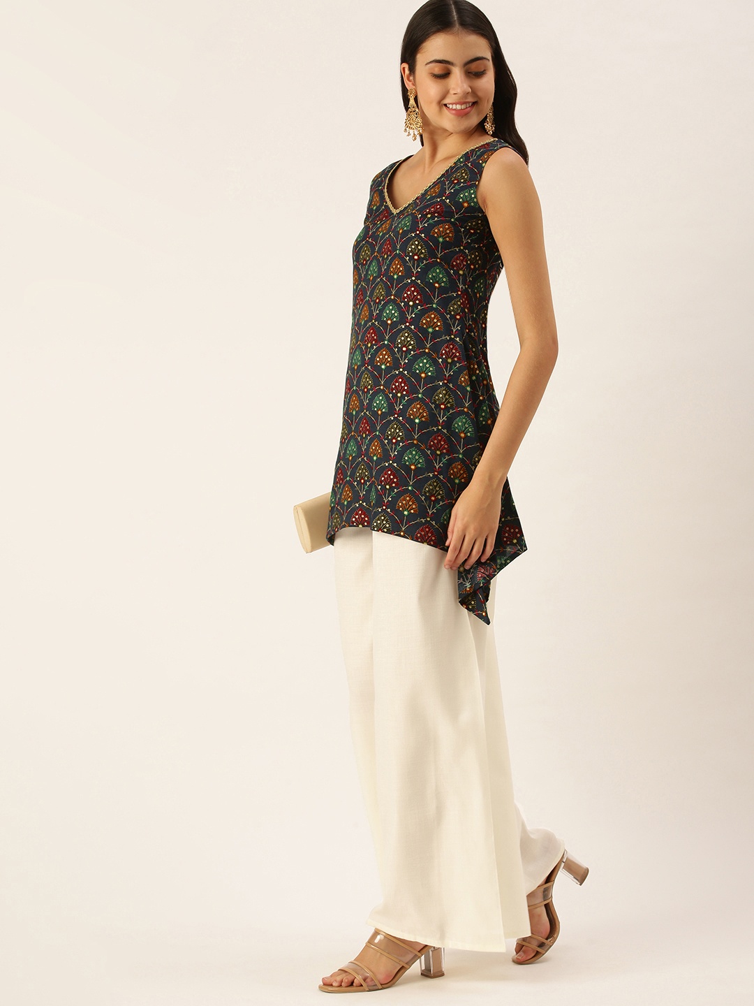 Ethnovog Women Navy Blue Ethnic Motifs Print Zari Made To Measure Kurti with Trousers
Ethnovog Women Navy Blue Ethnic Motifs Print Zari Made To Measure Kurti with Trousers