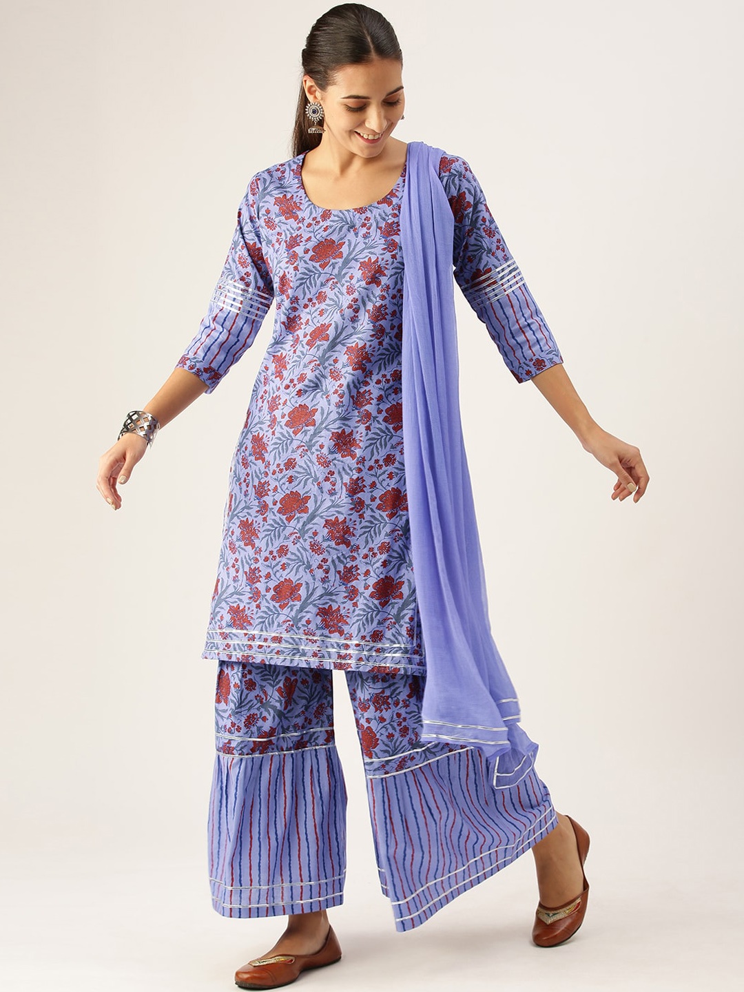 Somras Women Blue Floral Printed Gotta Patti Pure Cotton Kurta with Sharara & With Dupatta
Somras Women Blue Floral Printed Gotta Patti Pure Cotton Kurta with Sharara & With Dupatta