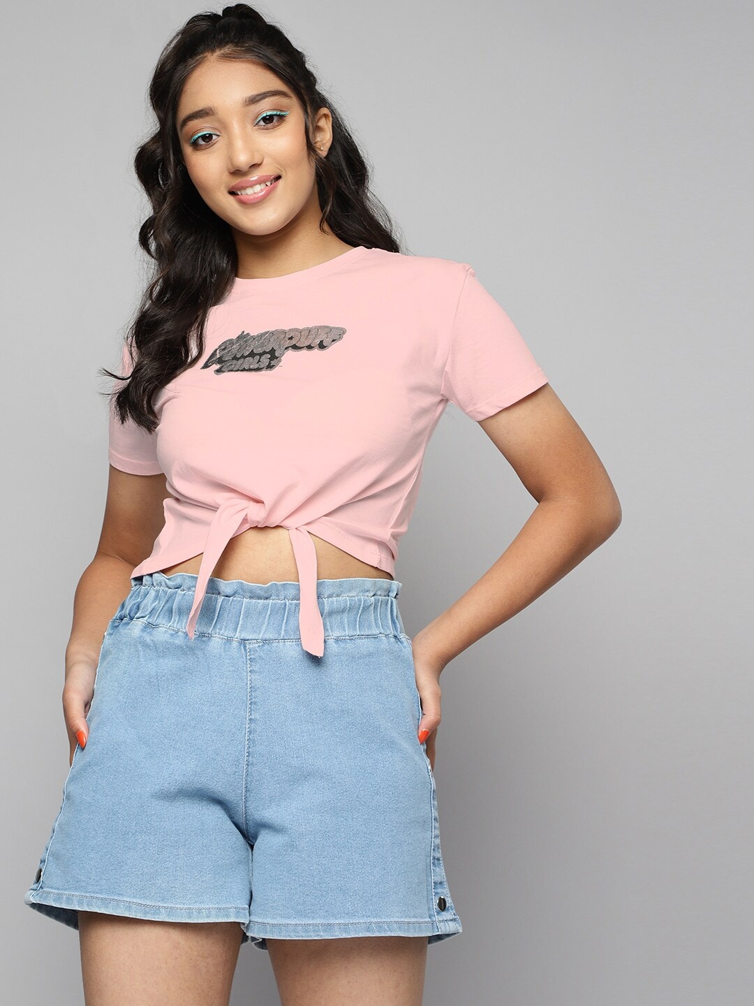 Powerpuff Girls by Kook N Keech Teens Girls Pink & Silver-Toned Printed Pure Cotton T-shirt
Powerpuff Girls by Kook N Keech Teens Girls Pink & Silver-Toned Printed Pure Cotton T-shirt