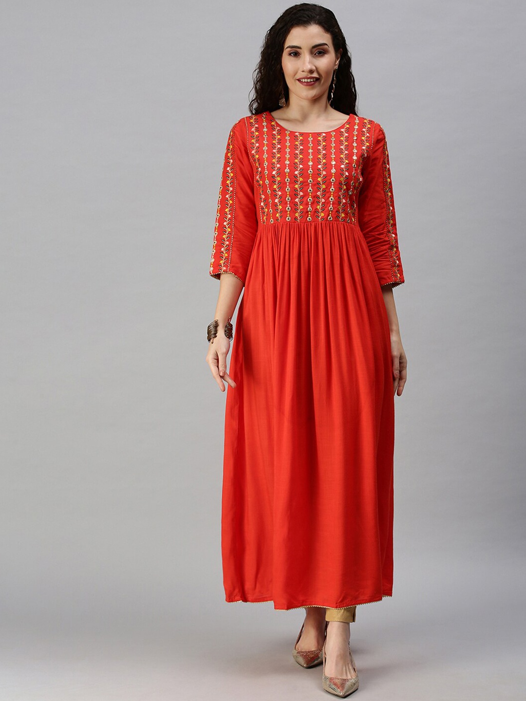 SHOWOFF Women Red Floral Round Neck Three-Quarter Sleeves Mirror Work Anarkali Kurta
SHOWOFF Women Red Floral Round Neck Three-Quarter Sleeves Mirror Work Anarkali Kurta