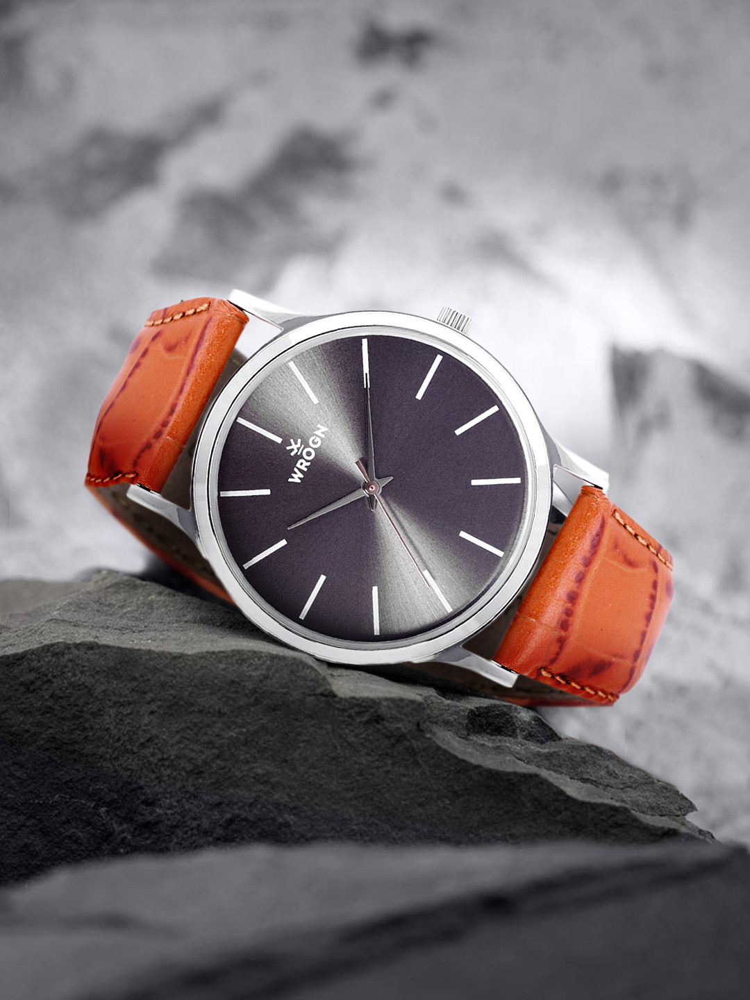 WROGN Men Grey Dial & Brown Leather Crocs Textured Straps Analogue Watch WRG00048F
WROGN Men Grey Dial & Brown Leather Crocs Textured Straps Analogue Watch WRG00048F