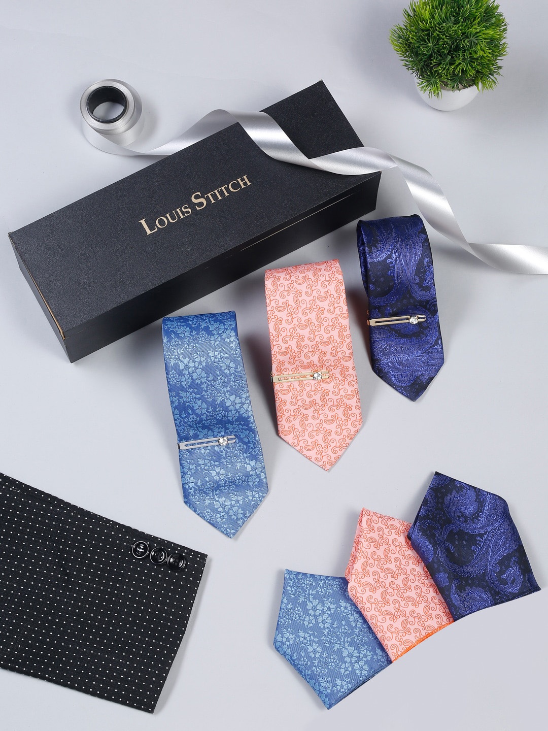 LOUIS STITCH Men Pack of 3 Italian Silk Necktie Combo With Pocket Square And Tie Pin, Blue
LOUIS STITCH Men Pack of 3 Italian Silk Necktie Combo With Pocket Square And Tie Pin, Blue