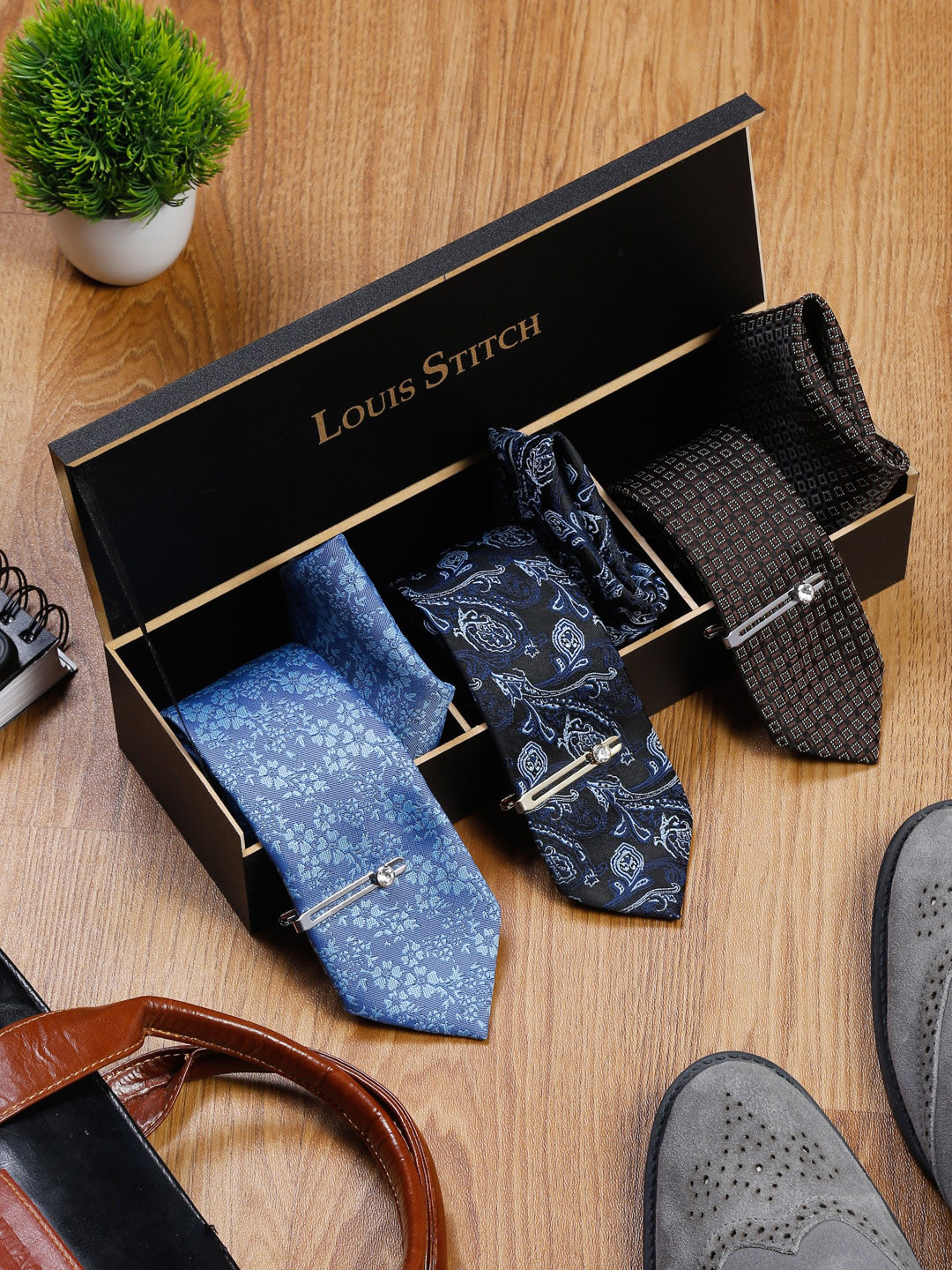 LOUIS STITCH Brown & Blue Italian Silk Tie Combo With Pocket Square & Tie Pin
LOUIS STITCH Brown & Blue Italian Silk Tie Combo With Pocket Square & Tie Pin