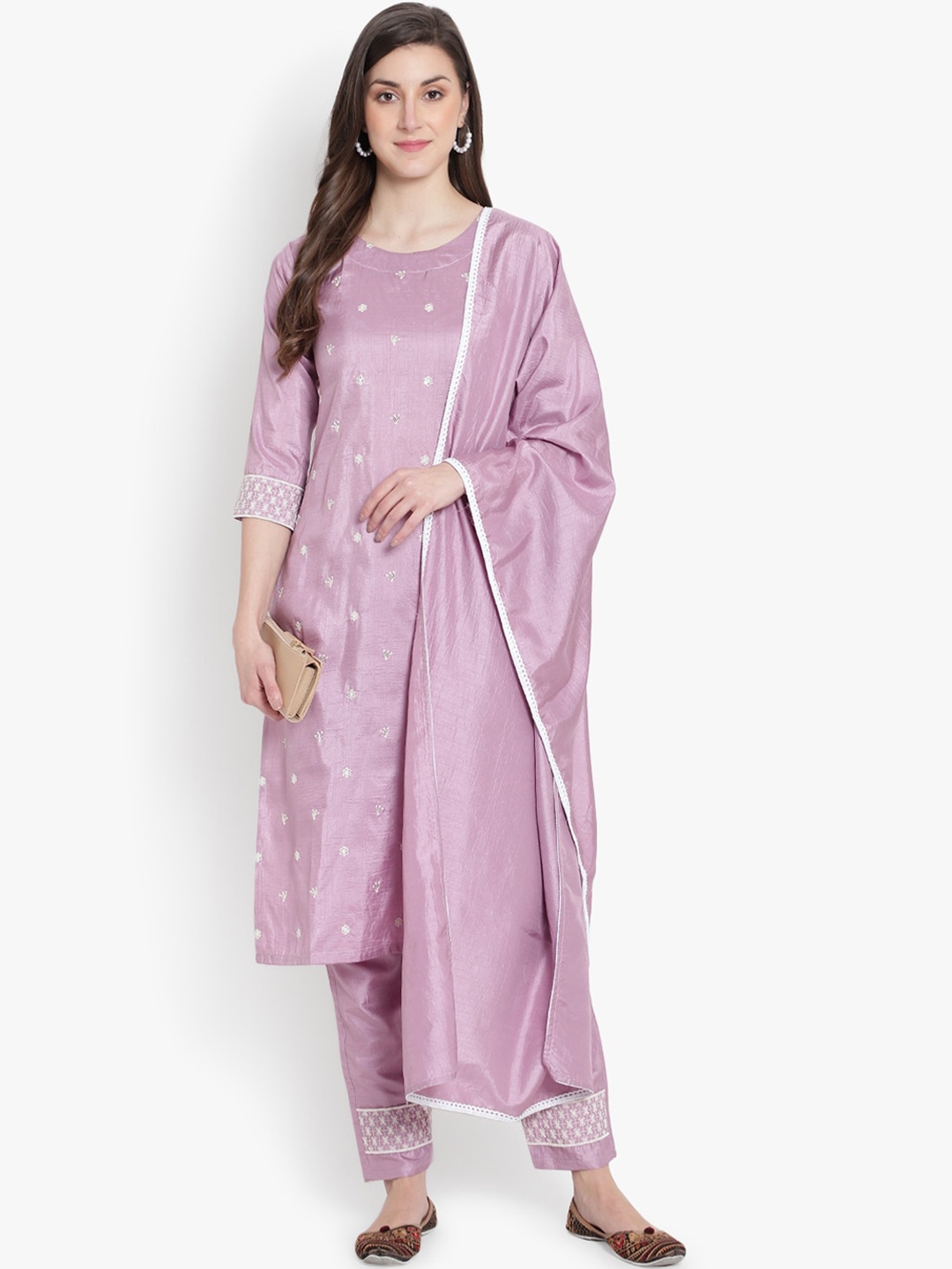heemara Women Purple Floral Embroidered Silk Chiffon Kurta with Trousers & With Dupatta
heemara Women Purple Floral Embroidered Silk Chiffon Kurta with Trousers & With Dupatta