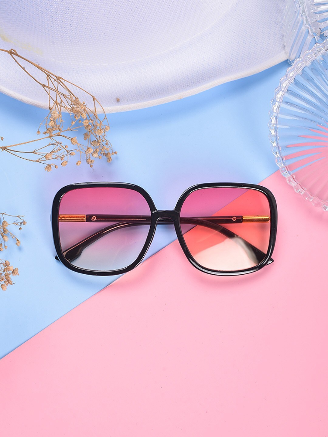 POPLINS Unisex Kids Red Lens & Black Square Sunglasses with UV Protected Lens GG-1030
POPLINS Unisex Kids Red Lens & Black Square Sunglasses with UV Protected Lens GG-1030