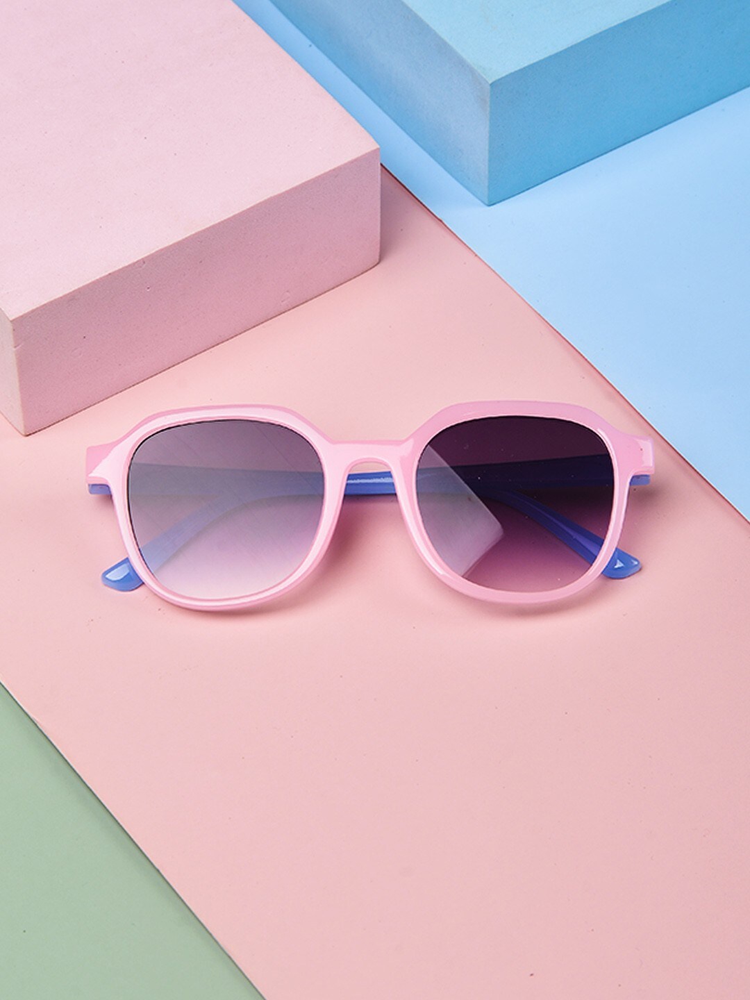 POPLINS Unisex Kids Black Lens & Pink Square Sunglasses with UV Protected Lens GG-1036-D
POPLINS Unisex Kids Black Lens & Pink Square Sunglasses with UV Protected Lens GG-1036-D