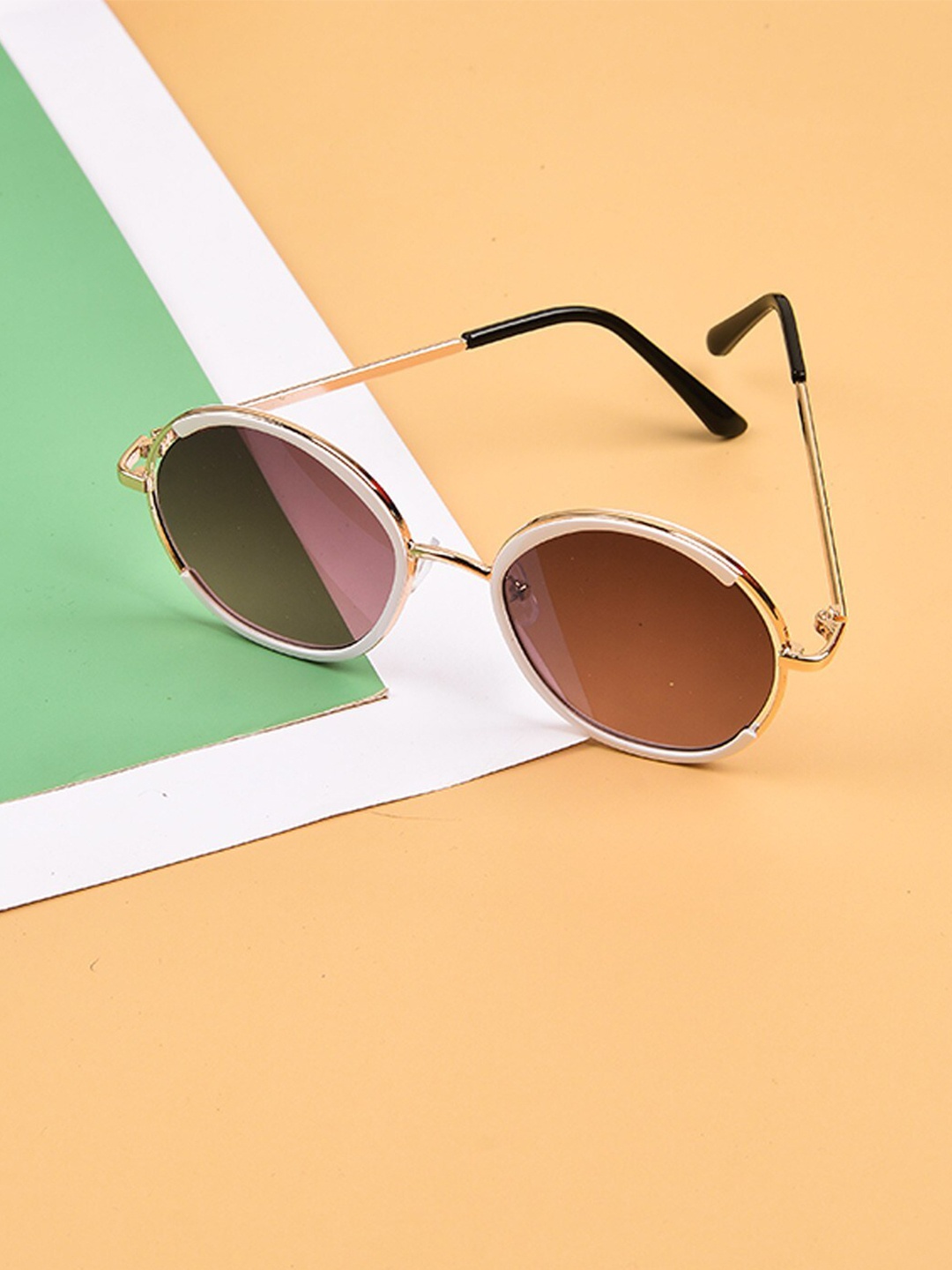 POPLINS Unisex Kids Brown Lens & Rose Gold-Toned Sunglasses UV Protected Lens GG-1032-G
POPLINS Unisex Kids Brown Lens & Rose Gold-Toned Sunglasses UV Protected Lens GG-1032-G