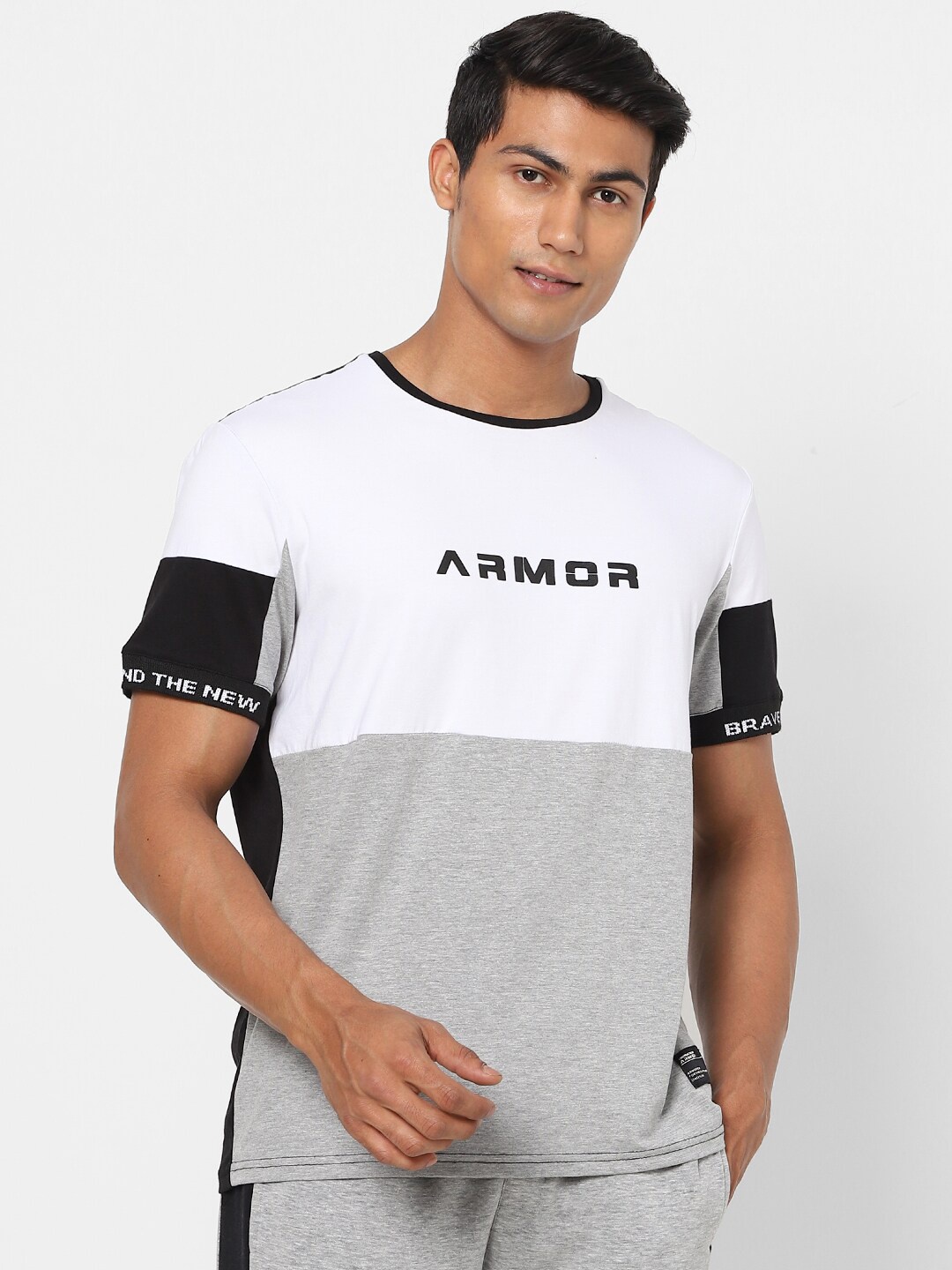 Street Armor by Pantaloons Men White & Grey Colourblocked T-shirt