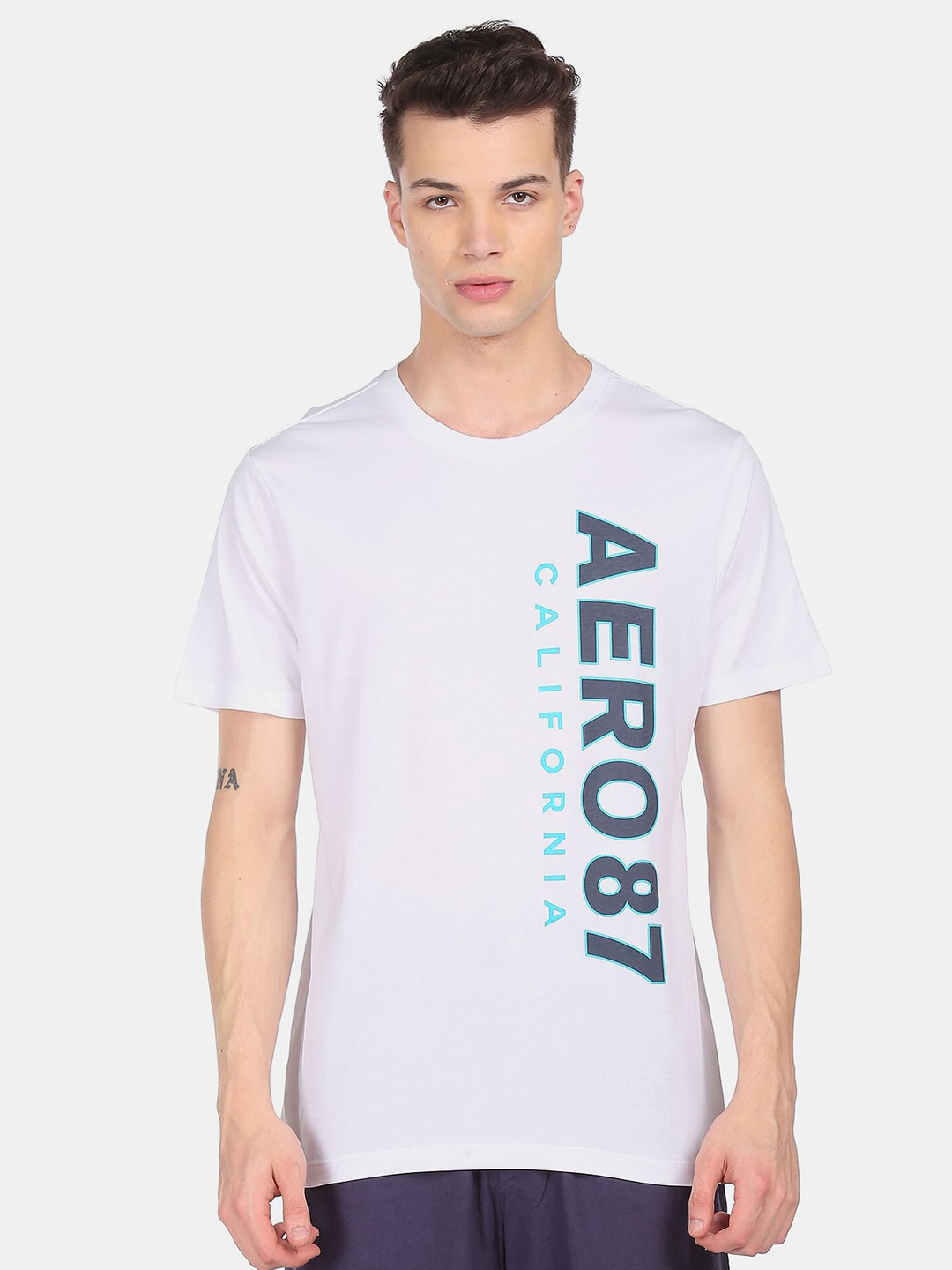 Aeropostale Men White Typography Printed Raw Edge T-shirt