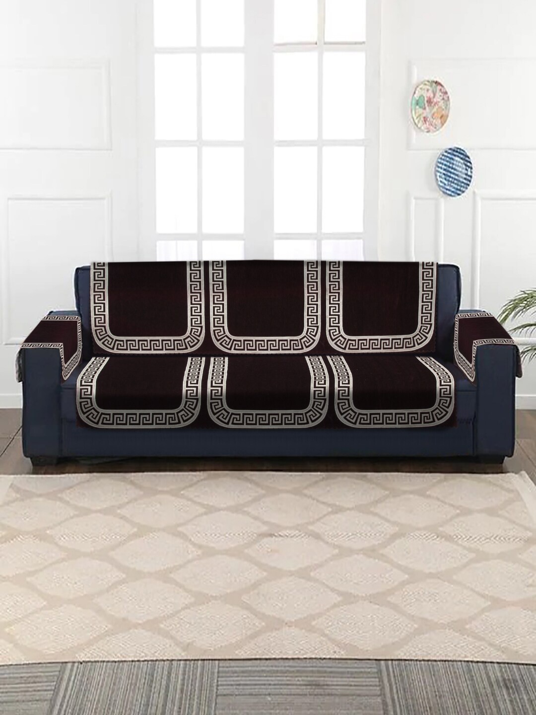 HOSTA HOMES Pack of 16 Brown Jacquard Velvet 5 Seater Sofa Cover Set with Arm Rest Cover
HOSTA HOMES Pack of 16 Brown Jacquard Velvet 5 Seater Sofa Cover Set with Arm Rest Cover