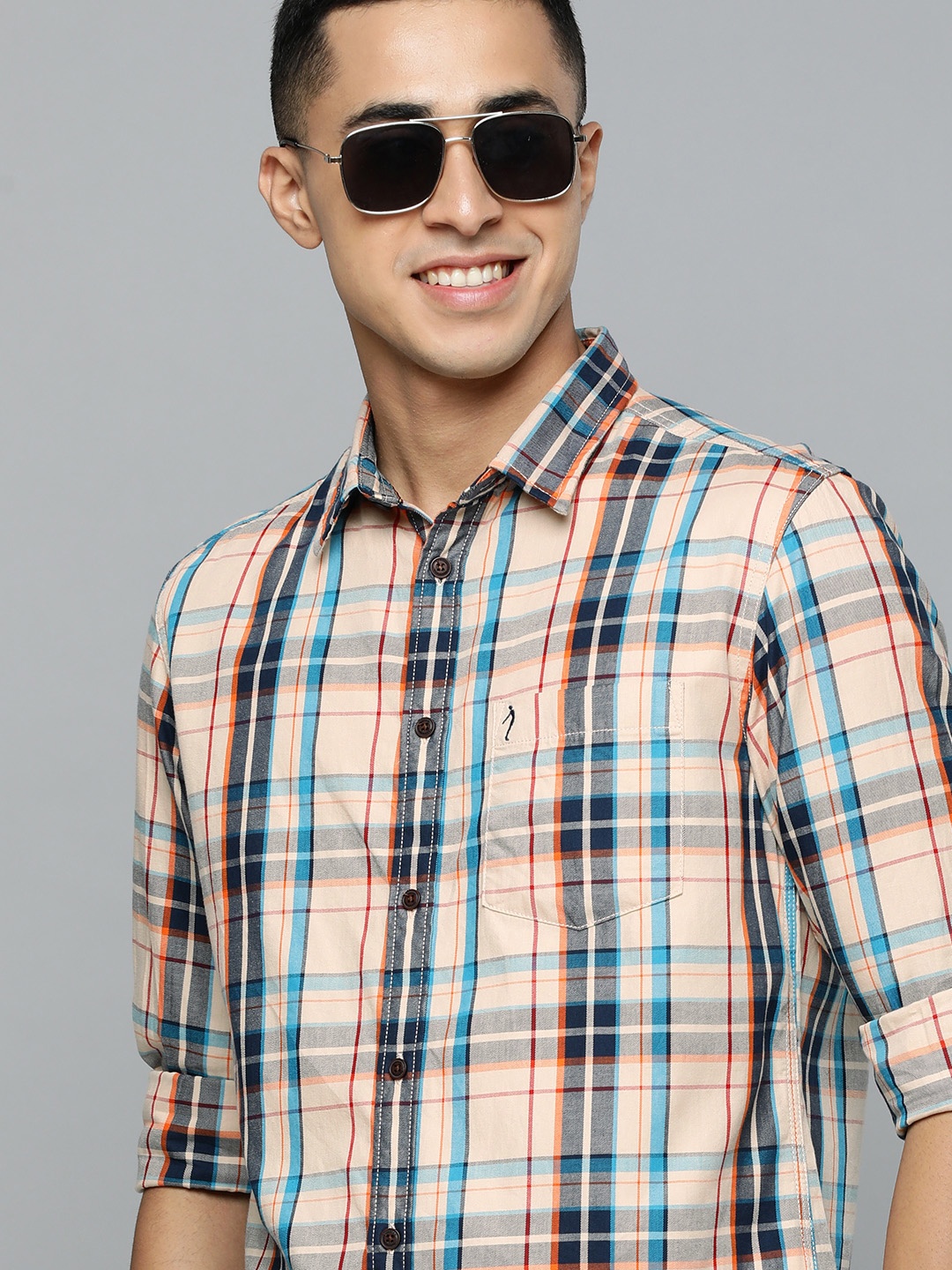 Indian Terrain Men Beige and Blue Chiseled Slim Fit Tartan Checks Checked Casual Shirt
Indian Terrain Men Beige and Blue Chiseled Slim Fit Tartan Checks Checked Casual Shirt