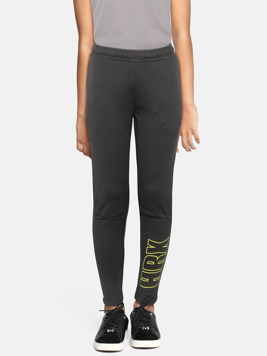 HRX By Hrithik Roshan Running U-17 Girls Grey Mel Rapid-Dry Brand Carrier Track Pants, Charcoal
HRX By Hrithik Roshan Running U-17 Girls Grey Mel Rapid-Dry Brand Carrier Track Pants, Charcoal