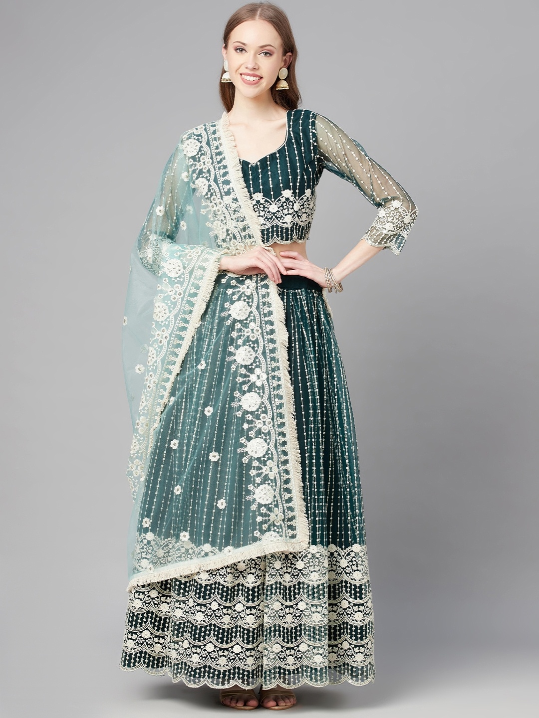 Readiprint Fashions Green & White Embroidered Sequinned Unstitched Lehenga & Blouse With Dupatta
Readiprint Fashions Green & White Embroidered Sequinned Unstitched Lehenga & Blouse With Dupatta