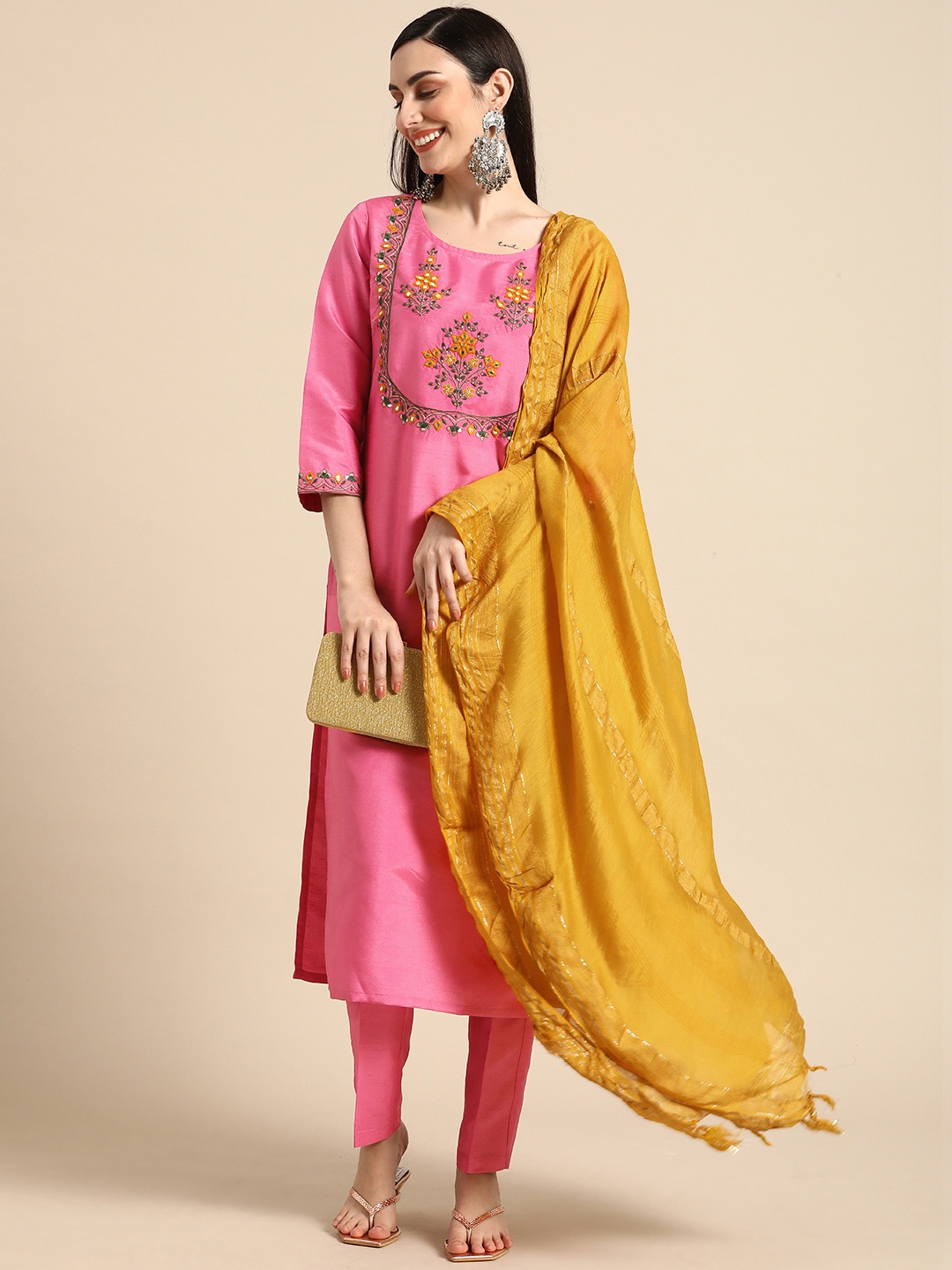 Anouk Women Pink & Grey Floral Embroidered Thread Work Kurta with Trousers & Dupatta
Anouk Women Pink & Grey Floral Embroidered Thread Work Kurta with Trousers & Dupatta
