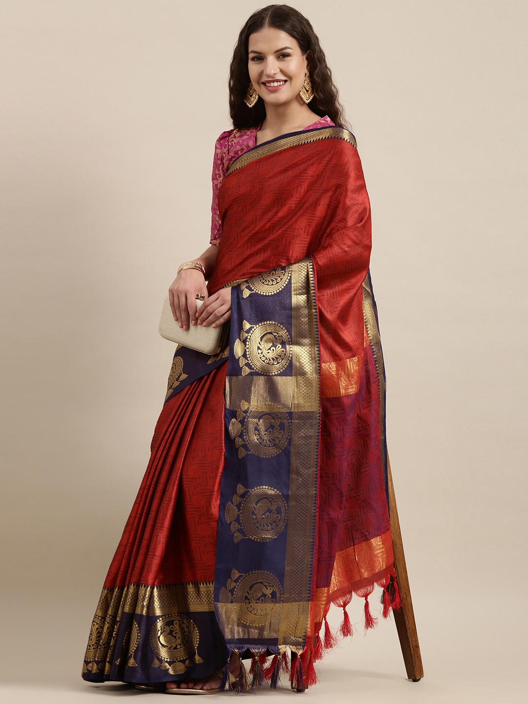Satrani Maroon & Navy Blue Ethnic Motifs Woven Design Jacquard Silk Cotton Banarasi Saree
Satrani Maroon & Navy Blue Ethnic Motifs Woven Design Jacquard Silk Cotton Banarasi Saree