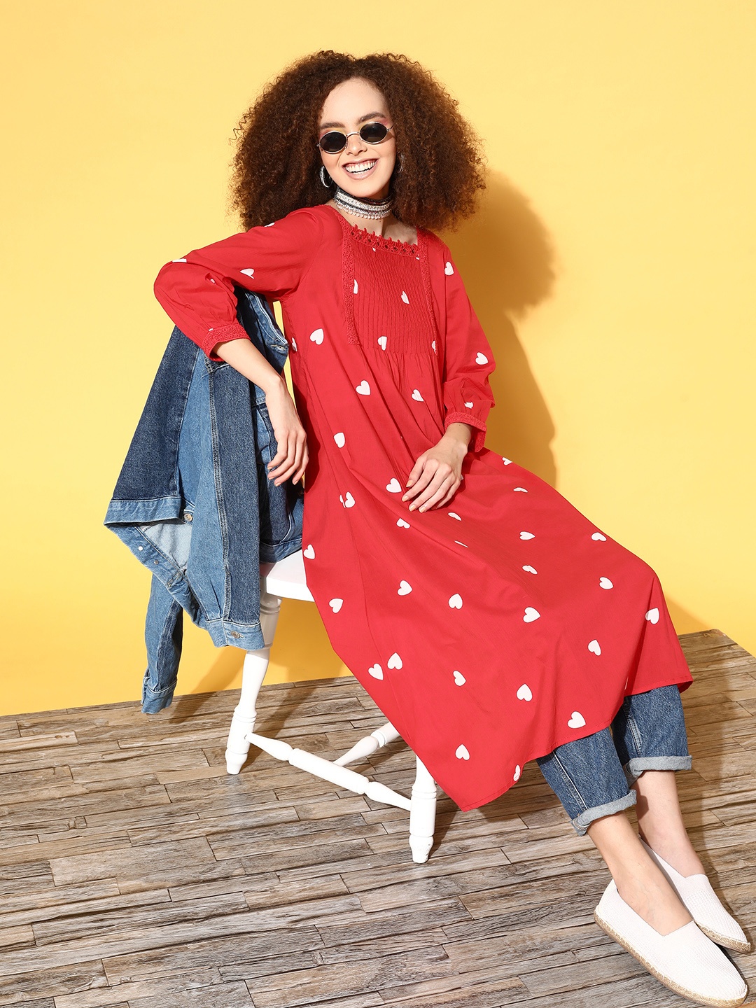 Moda Rapido Women Red & White Quirky Print Square Neck Pure Cotton A-line Kurta
Moda Rapido Women Red & White Quirky Print Square Neck Pure Cotton A-line Kurta