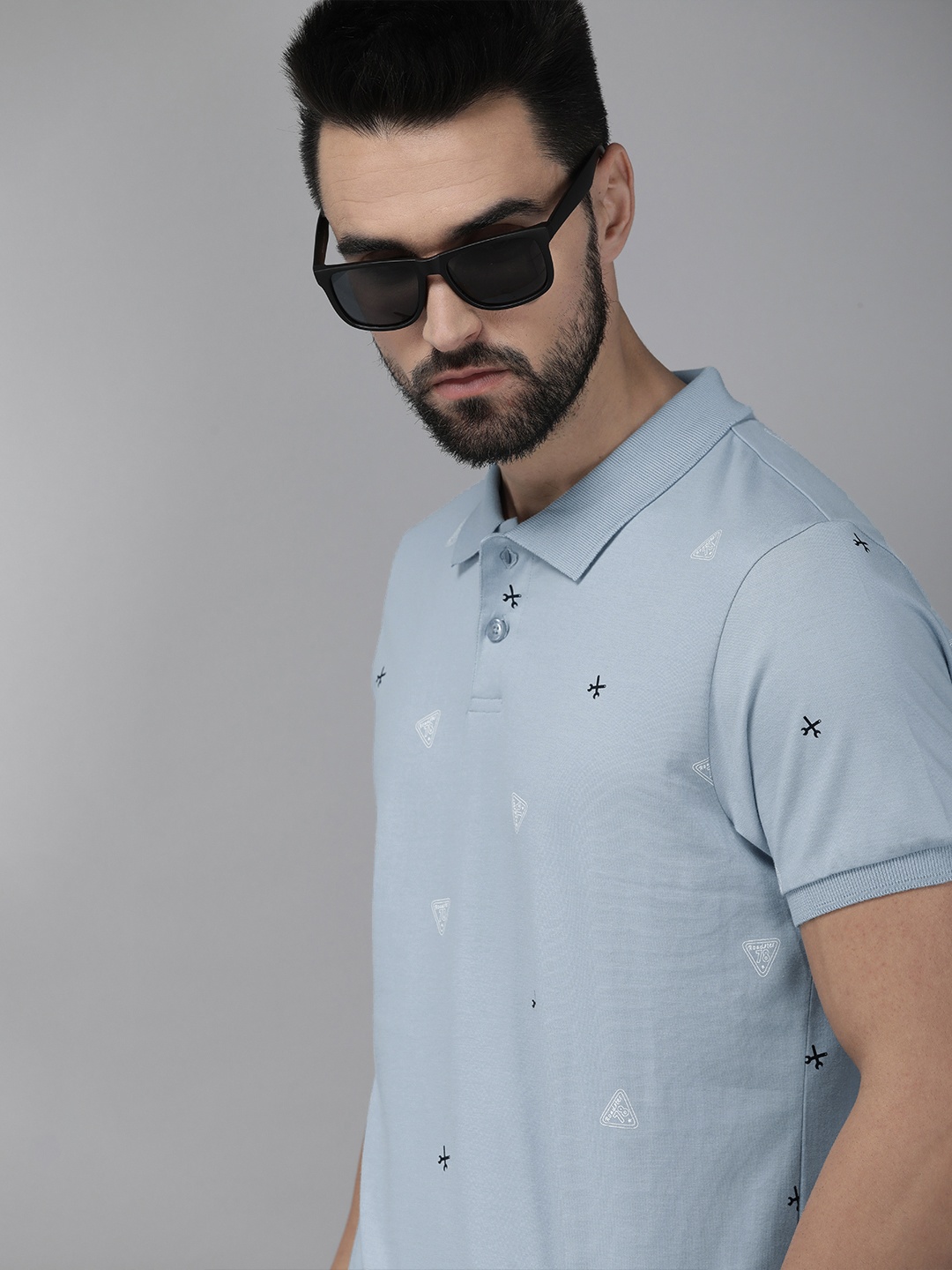 The Roadster Lifestyle Co Men Blue Brand Logo Printed Polo Collar Pure Cotton T-shirt
The Roadster Lifestyle Co Men Blue Brand Logo Printed Polo Collar Pure Cotton T-shirt
