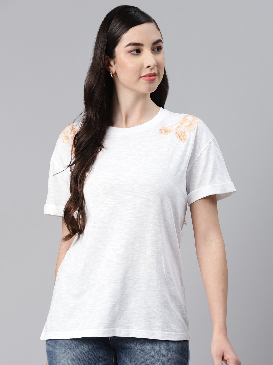 Marks & Spencer Women White & Cream-Coloured Pure Cotton Drop-Shoulder Sleeves T-shirt
Marks & Spencer Women White & Cream-Coloured Pure Cotton Drop-Shoulder Sleeves T-shirt