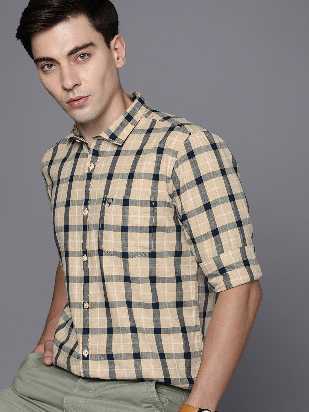 Allen Solly Sport Men Beige & Navy Blue Custom Fit Checked Pure Cotton Casual Shirt
Allen Solly Sport Men Beige & Navy Blue Custom Fit Checked Pure Cotton Casual Shirt