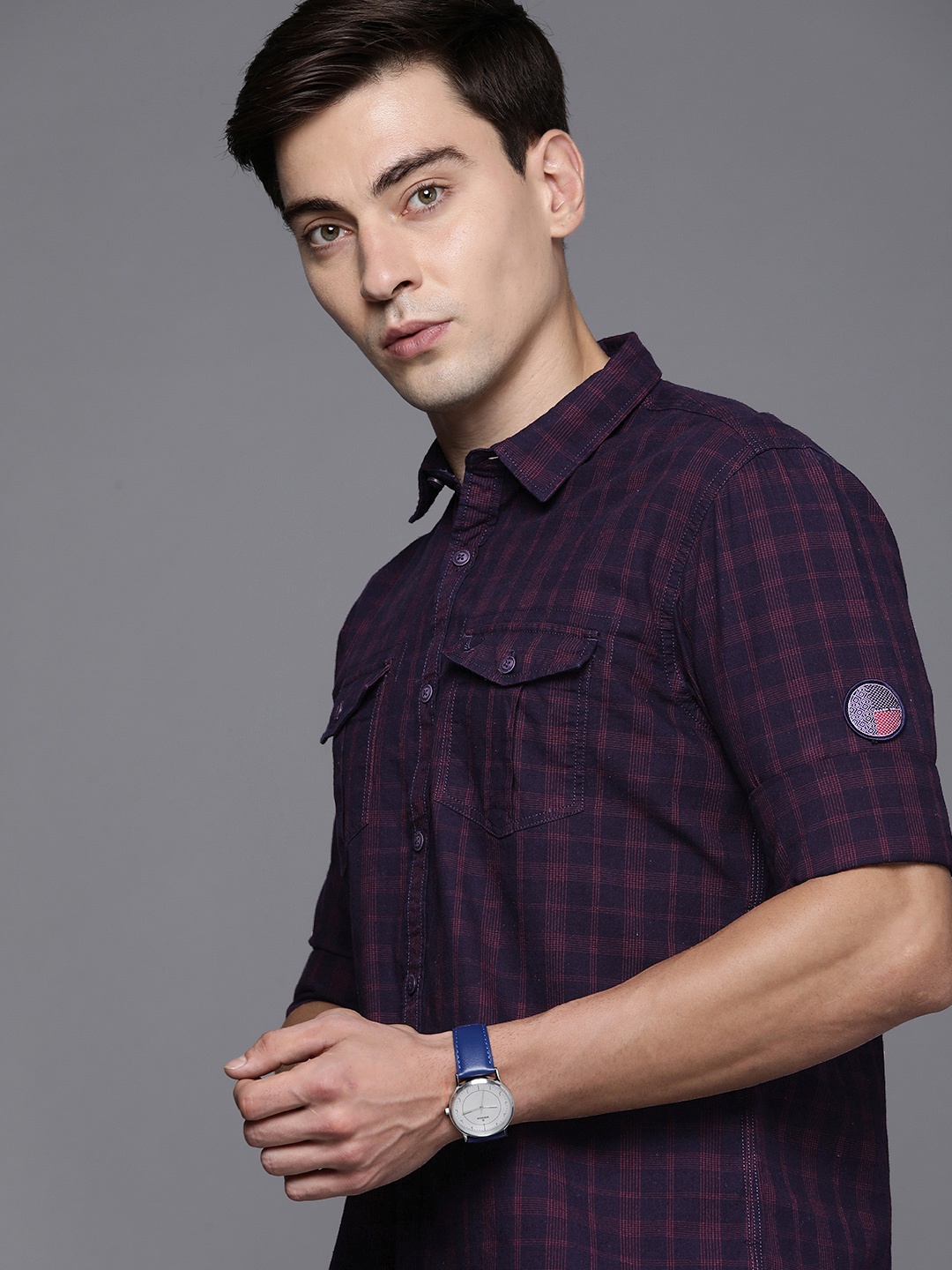 Allen Solly Sport Men Navy Blue & Pink Custom Slim Fit Checked Pure Cotton Casual Shirt
Allen Solly Sport Men Navy Blue & Pink Custom Slim Fit Checked Pure Cotton Casual Shirt