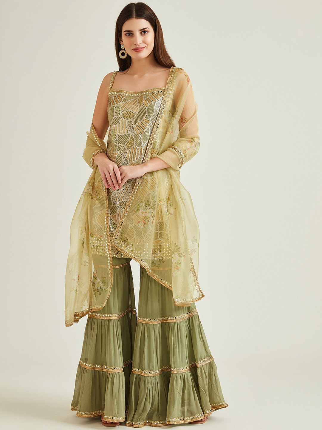 Neerus Women Green Ethnic Motifs Embroidered Mirror Work Kurti with Sharara & With Dupatta
Neerus Women Green Ethnic Motifs Embroidered Mirror Work Kurti with Sharara & With Dupatta
