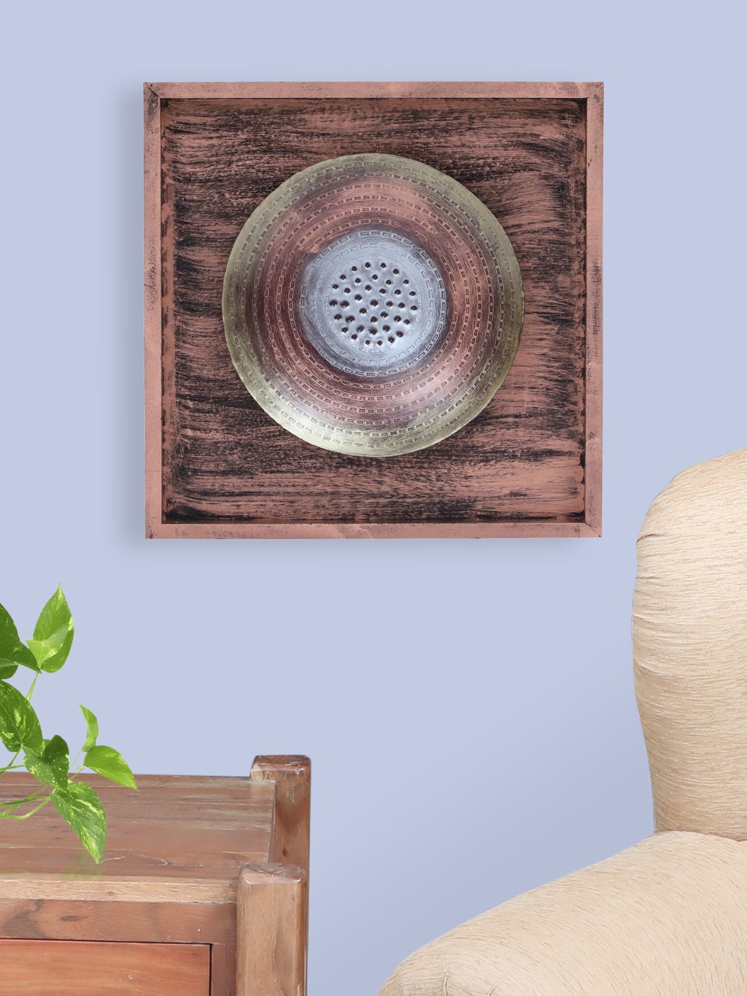 vedas Metallic-Toned Disc Wall Decor