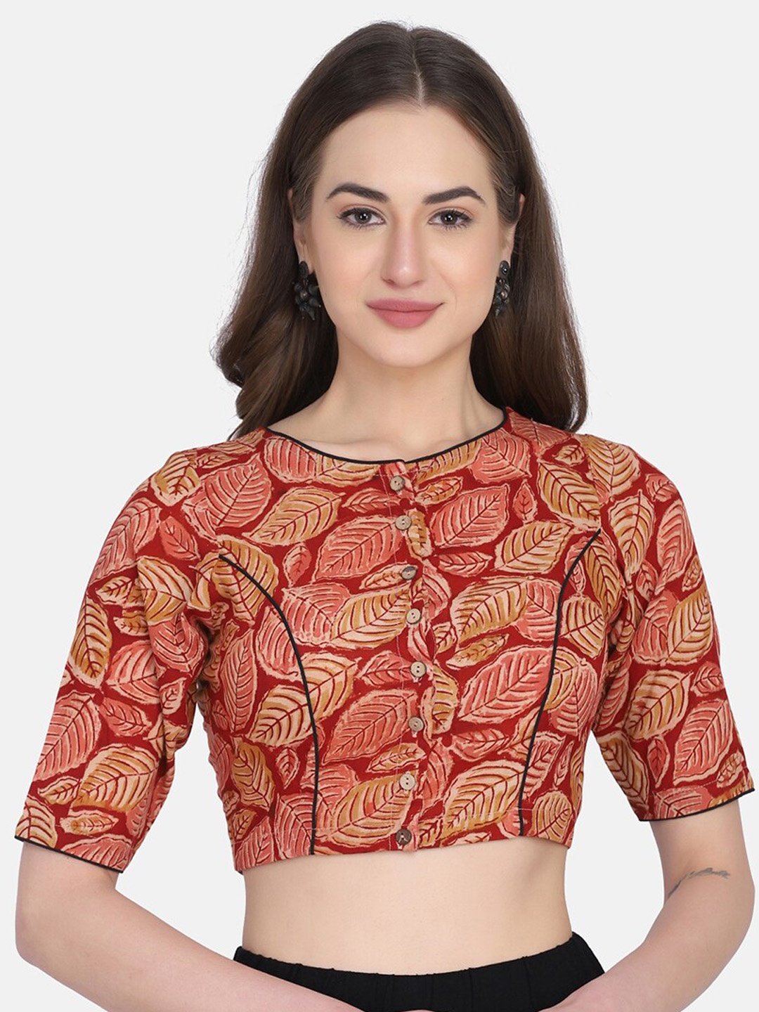 THE WEAVE TRAVELLER Women Red & Beige Kalamkari Block Printed Non-Padded Readymade Saree Blouse
THE WEAVE TRAVELLER Women Red & Beige Kalamkari Block Printed Non-Padded Readymade Saree Blouse