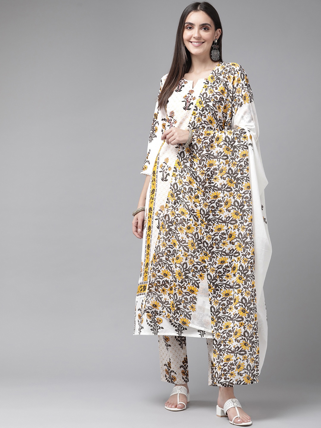 Yufta Women White Floral Printed Sequinned Pure Cotton Kurta with Palazzos & With Dupatta
Yufta Women White Floral Printed Sequinned Pure Cotton Kurta with Palazzos & With Dupatta