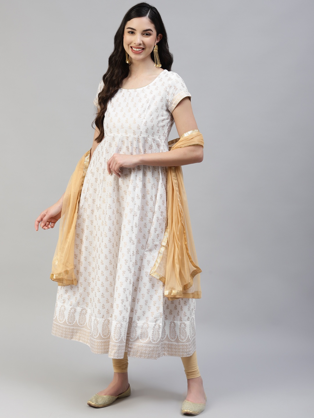 Poshak Hub Women White & Beige Pure Cotton Ethnic Print Kurta & Leggings With Dupatta
Poshak Hub Women White & Beige Pure Cotton Ethnic Print Kurta & Leggings With Dupatta