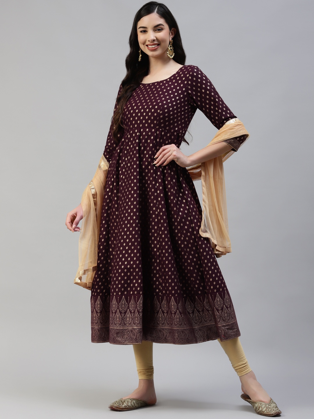 Poshak Hub Women Purple & Beige Pure Cotton Ethnic Print Kurta & Leggings With Dupatta
Poshak Hub Women Purple & Beige Pure Cotton Ethnic Print Kurta & Leggings With Dupatta