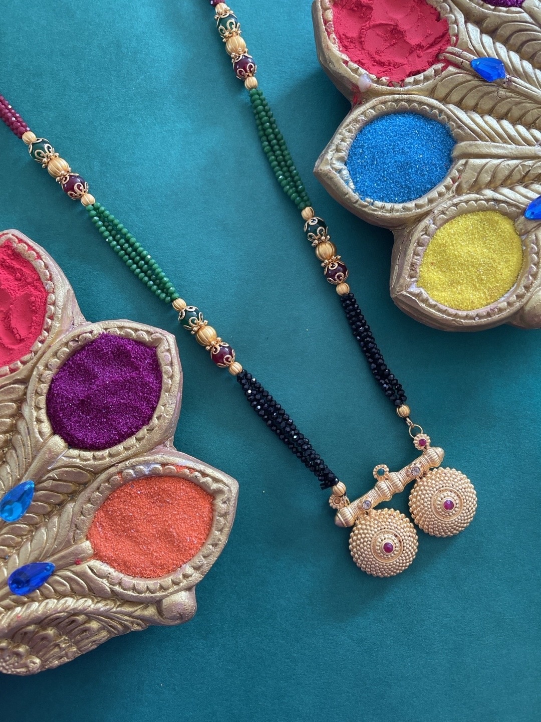 Digital Dress Room Gold-Plated Black & Pink Stone-Studded & Beaded Mangalsutra
Digital Dress Room Gold-Plated Black & Pink Stone-Studded & Beaded Mangalsutra