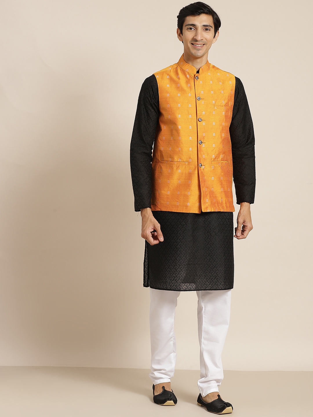 SOJANYA Men Black Ethnic Motifs Chikankari Pure Cotton Kurta with Churidar & Nehru Jacket
SOJANYA Men Black Ethnic Motifs Chikankari Pure Cotton Kurta with Churidar & Nehru Jacket
