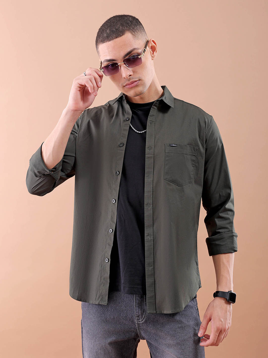 The Indian Garage Co Men Olive Green Solid Cotton Comfort Shirt
The Indian Garage Co Men Olive Green Solid Cotton Comfort Shirt