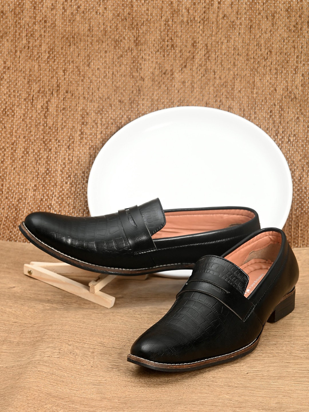 Sir Corbett Men Black Solid Formal Loafers