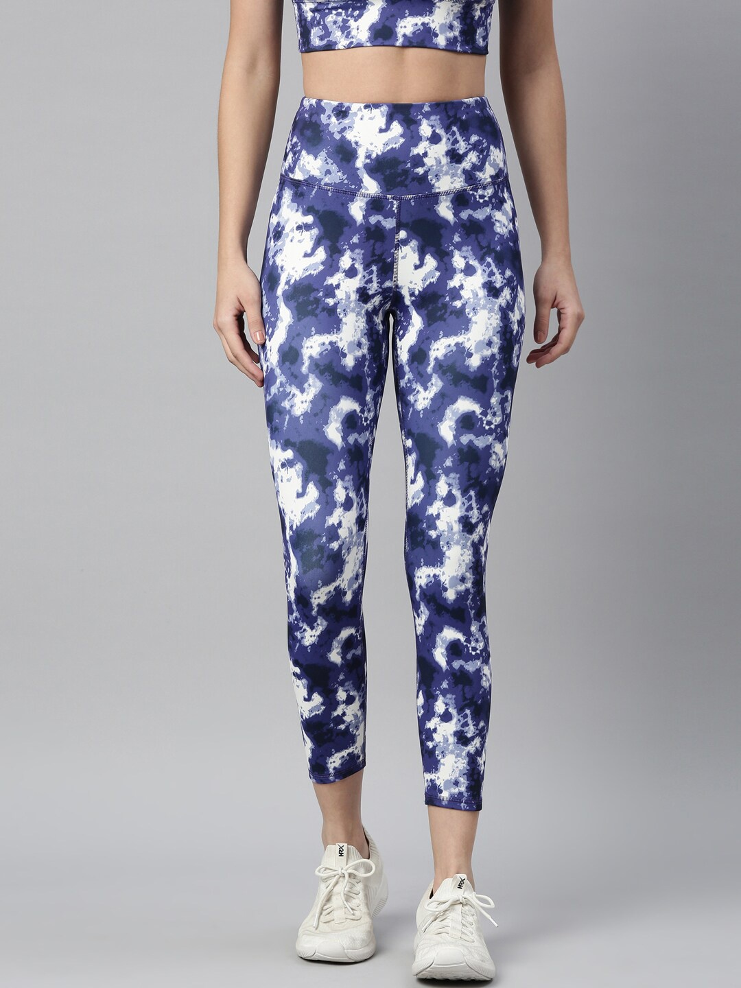 Enamor Athleisure Women Printed Hugged-Fit Antimicrobial High Waist 7/8Th Tights, Blue
Enamor Athleisure Women Printed Hugged-Fit Antimicrobial High Waist 7/8Th Tights, Blue