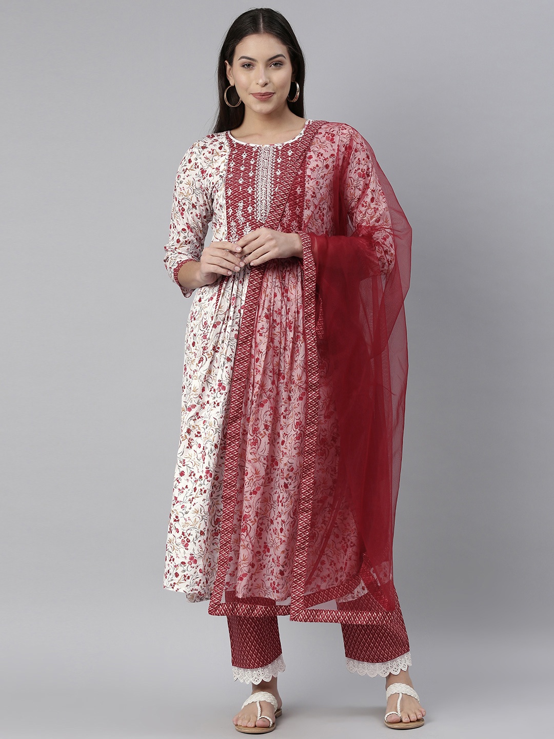 SheWill Women Off White & Maroon Mirror Work Embroidered Kurta with Trousers & Dupatta
SheWill Women Off White & Maroon Mirror Work Embroidered Kurta with Trousers & Dupatta