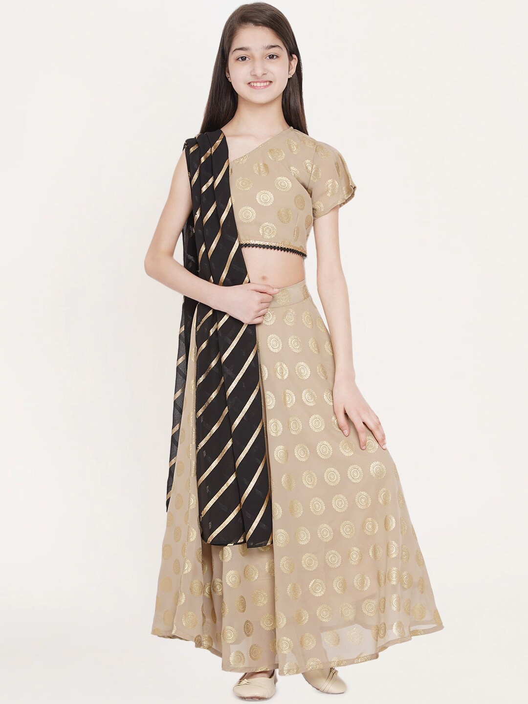 titliyan Girls Beige & Black Printed Ready to Wear Lehenga Choli With Dupatta
titliyan Girls Beige & Black Printed Ready to Wear Lehenga Choli With Dupatta