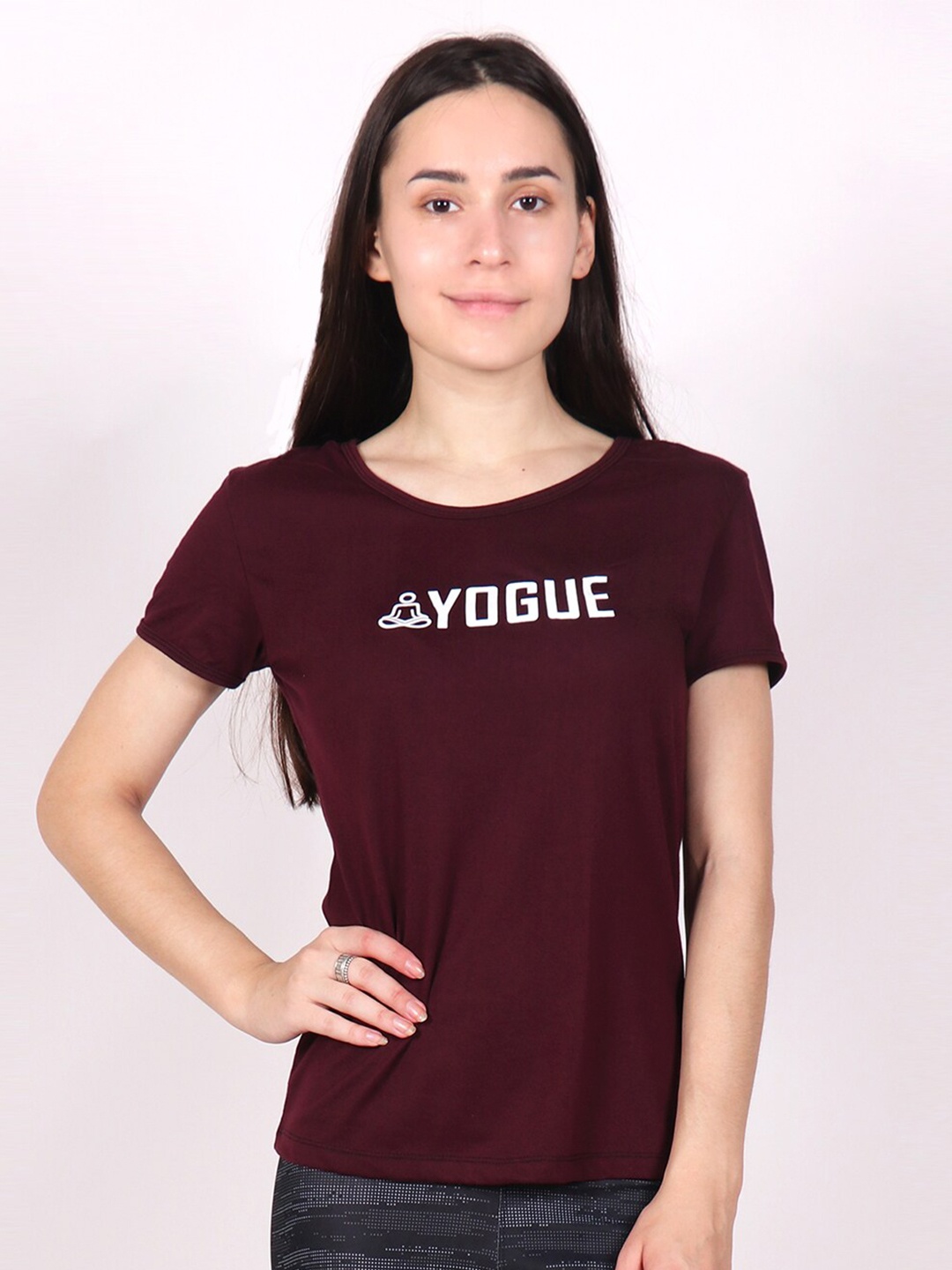 Yogue Activewear Women Burgundy Typography Cotton T-shirt