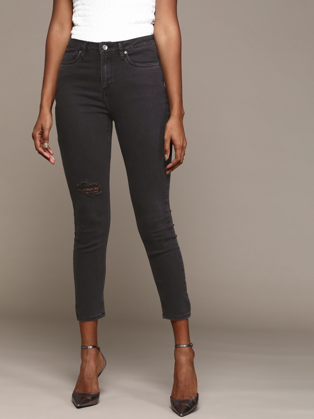 bebe Women Black Denim Daze Super Skinny Fit High-Rise Mildly Distressed Stretchable Jeans
bebe Women Black Denim Daze Super Skinny Fit High-Rise Mildly Distressed Stretchable Jeans