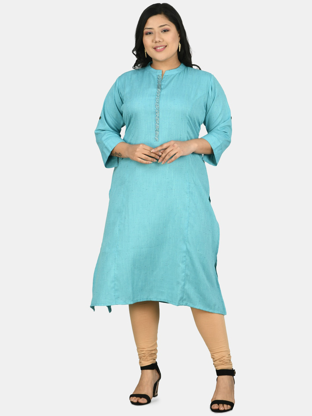 PrettyPlus by Desinoor com Women Plus Size Turquoise Blue Embellished Striped Kurta
PrettyPlus by Desinoor com Women Plus Size Turquoise Blue Embellished Striped Kurta