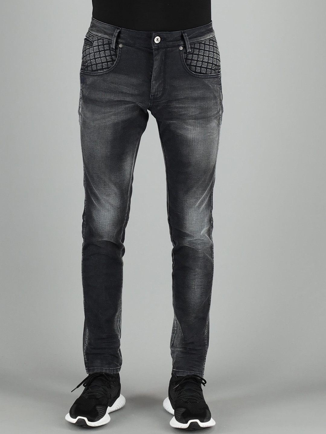 FREESOUL Men Black Slim Fit Heavy Fade Jeans
FREESOUL Men Black Slim Fit Heavy Fade Jeans