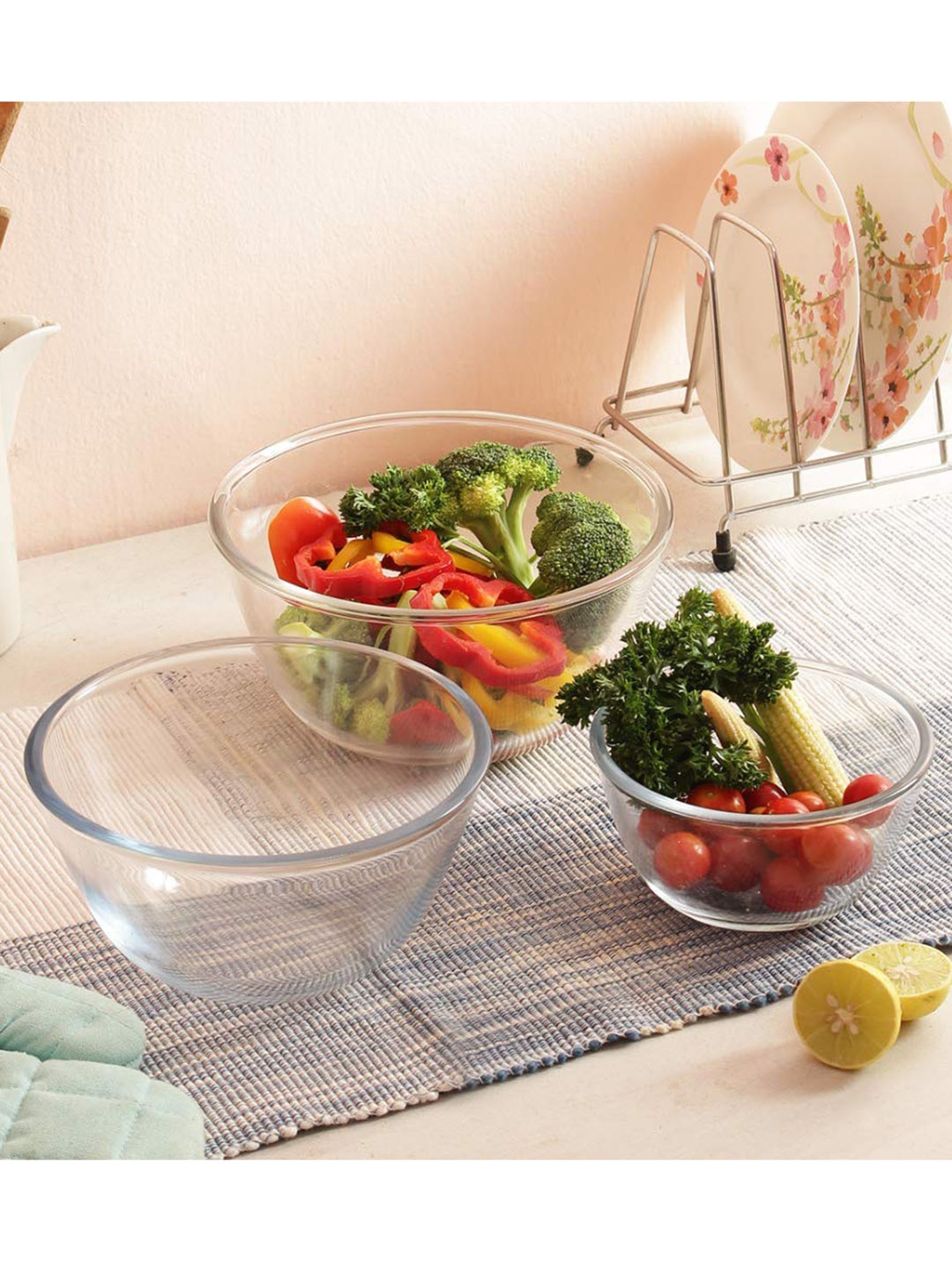 Femora Set of 3 Transparent Borosilicate Glass Microwave Safe All-Purpose Mixing Bowl
Femora Set of 3 Transparent Borosilicate Glass Microwave Safe All-Purpose Mixing Bowl