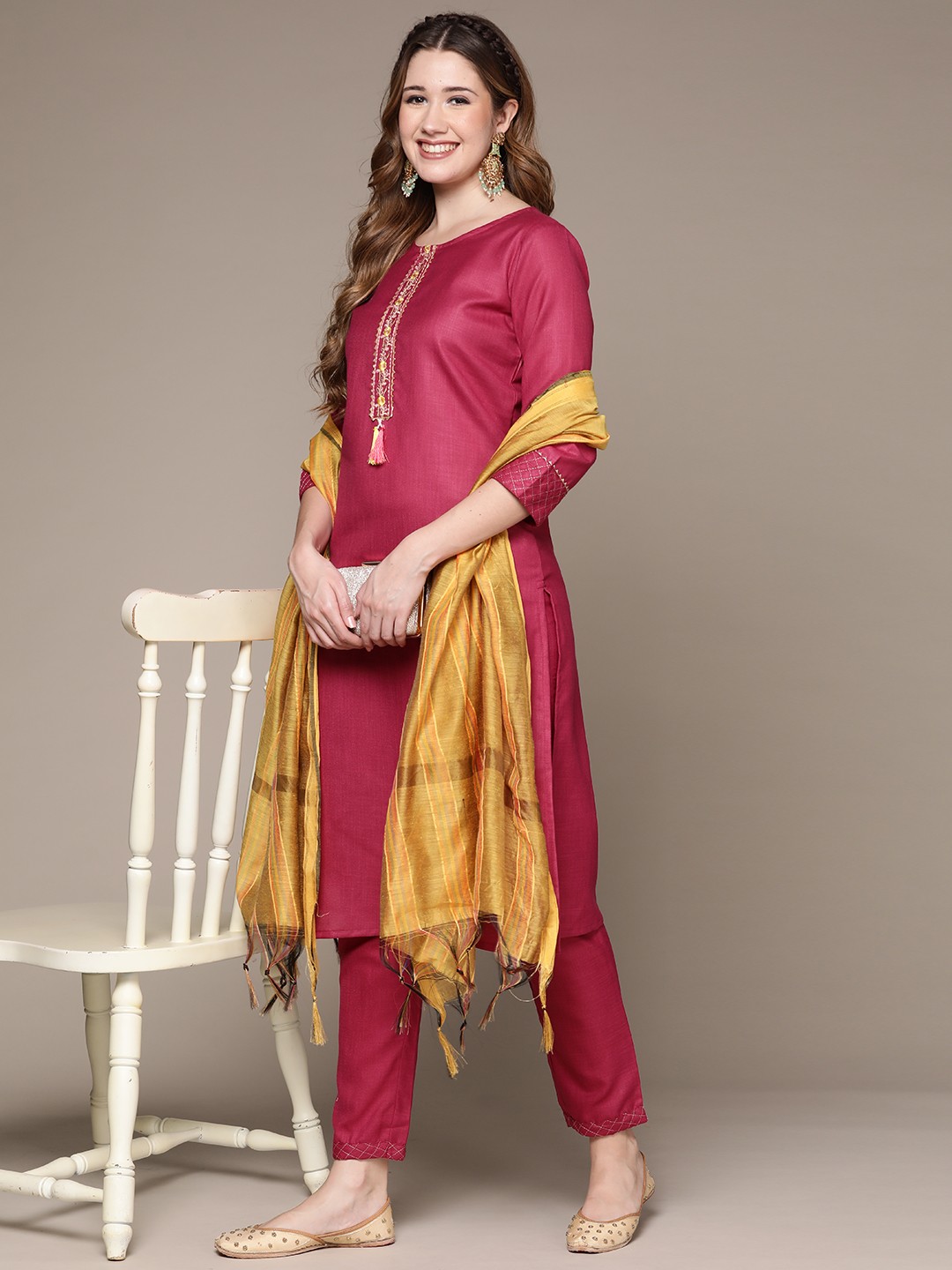 Anubhutee Women Magenta Floral Embroidered Gotta Patti Kurta with Trousers & Dupatta
Anubhutee Women Magenta Floral Embroidered Gotta Patti Kurta with Trousers & Dupatta