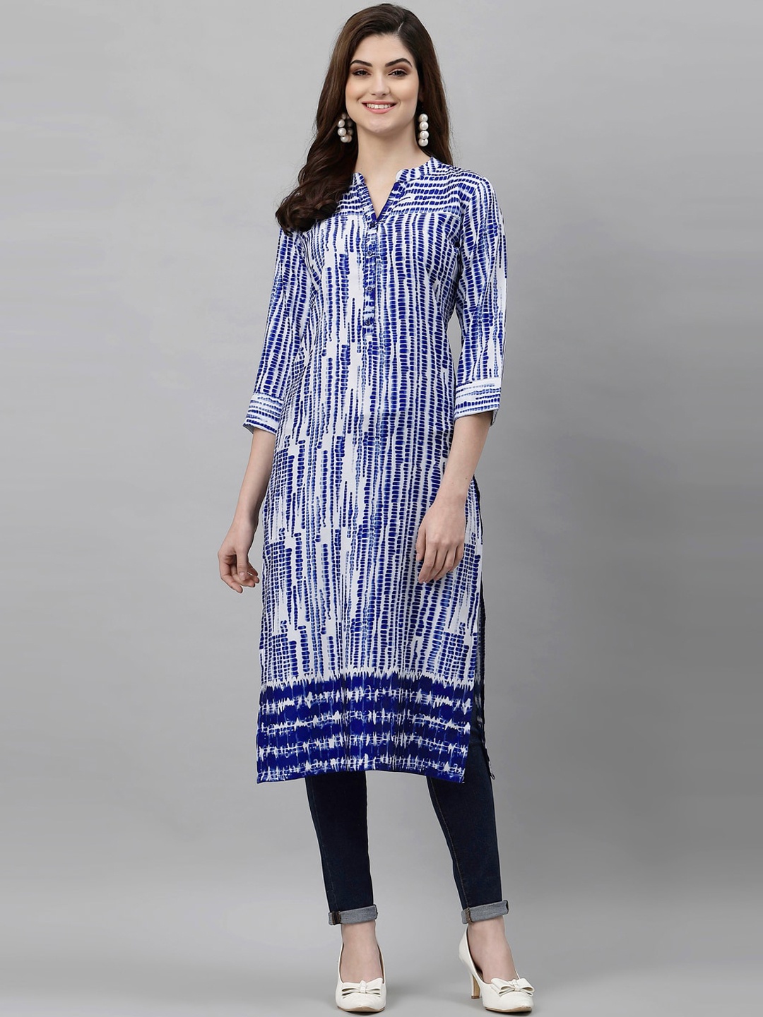 SANISA Women Blue & White Abstract Printed Kurta