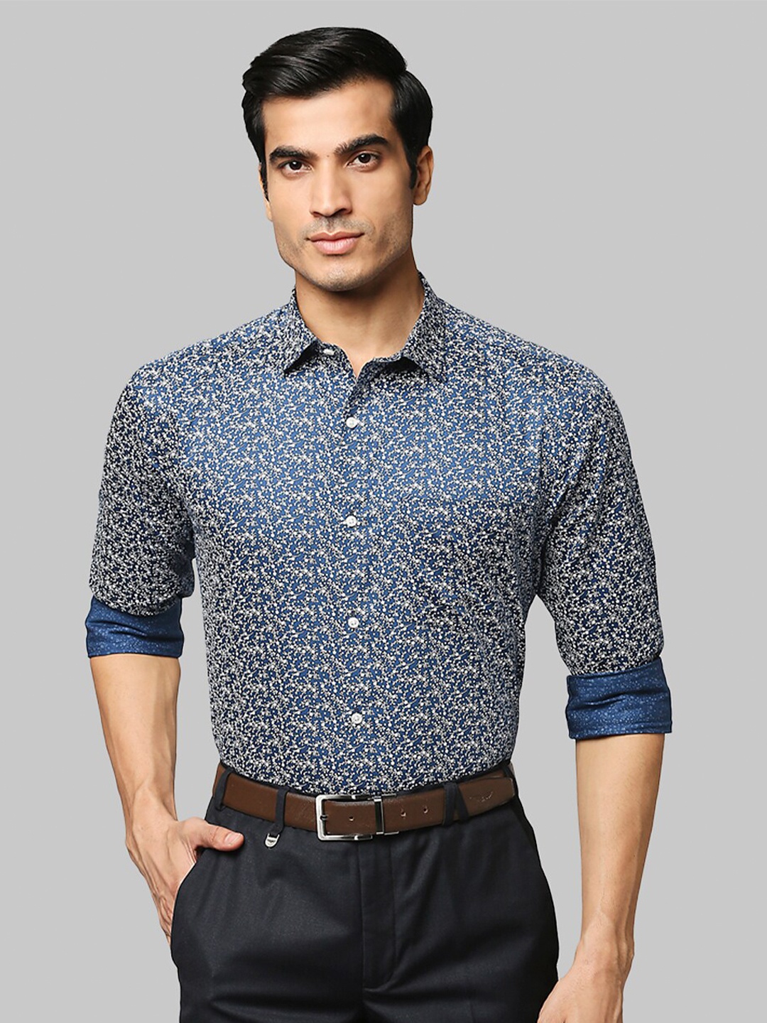 Park Avenue Men Blue Slim Fit Micro Ditsy Floral Printed Cotton Formal Shirt