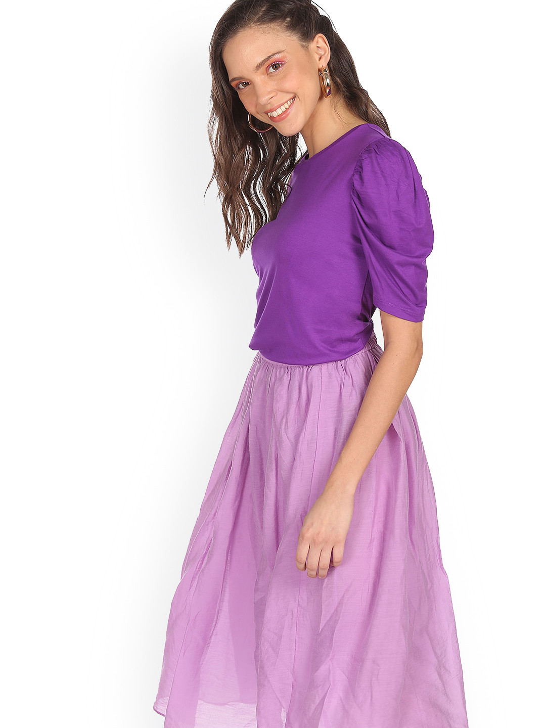 Sugr Women Purple Round Neck Solid Top 
Sugr Women Purple Round Neck Solid Top