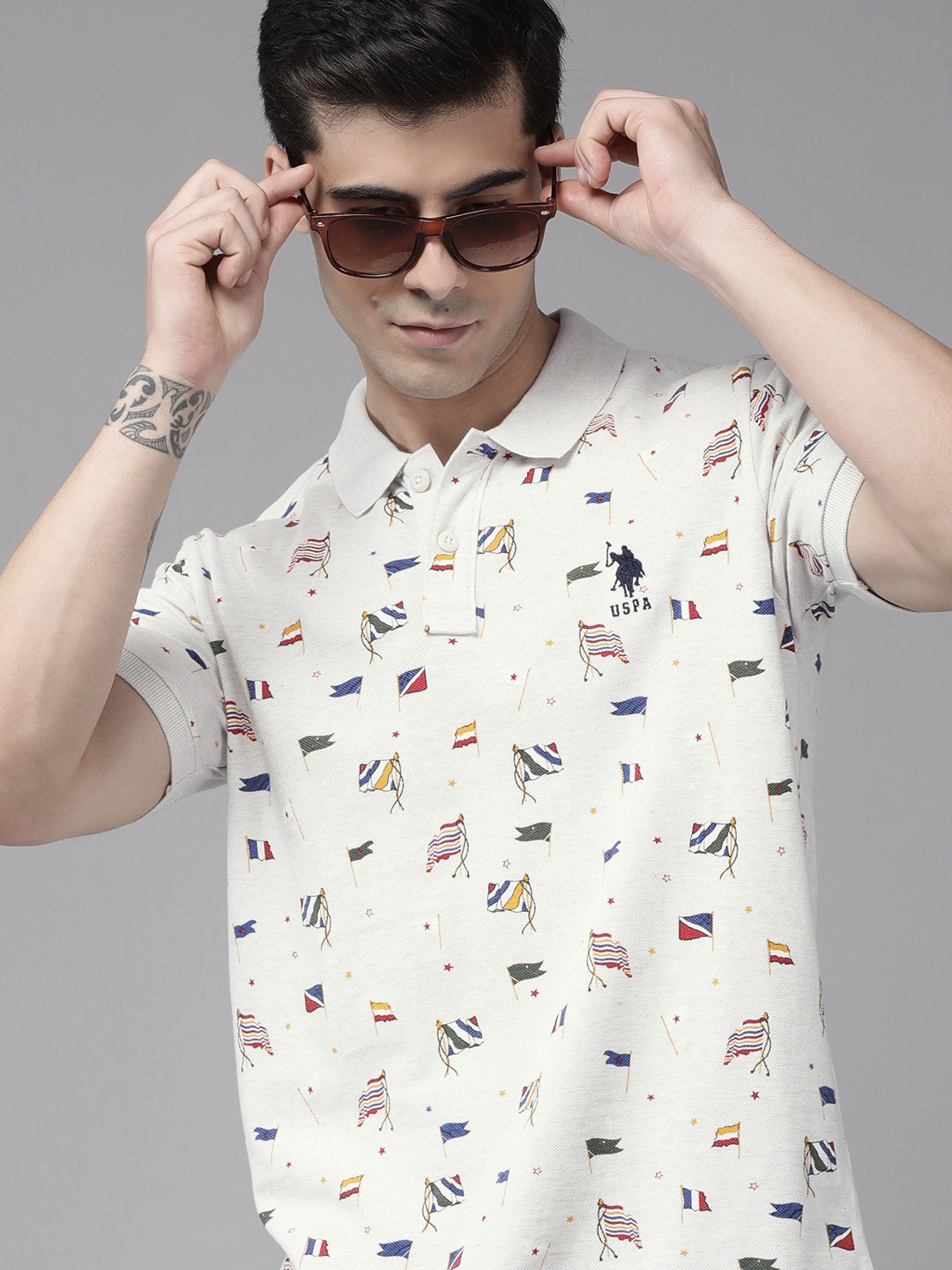 U S Polo Assn Men White Conversational Printed Polo Collar Pure Cotton Slim Fit T-shirt
U S Polo Assn Men White Conversational Printed Polo Collar Pure Cotton Slim Fit T-shirt